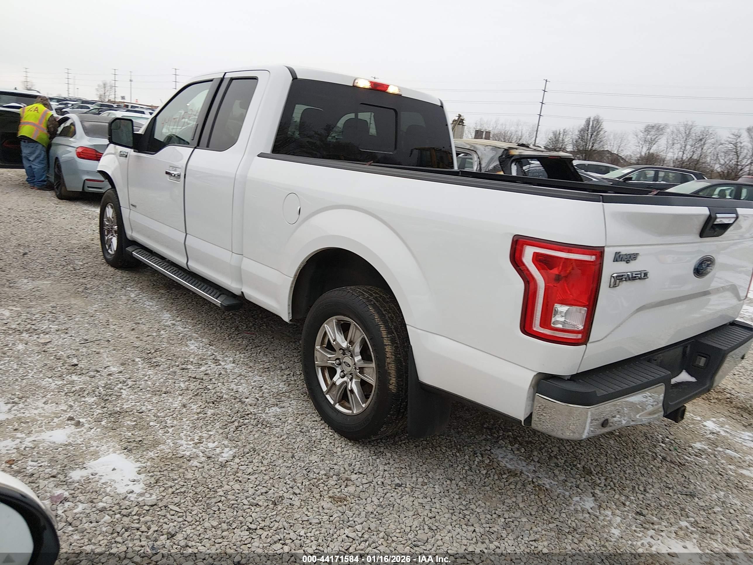 FORD F-150 image 3