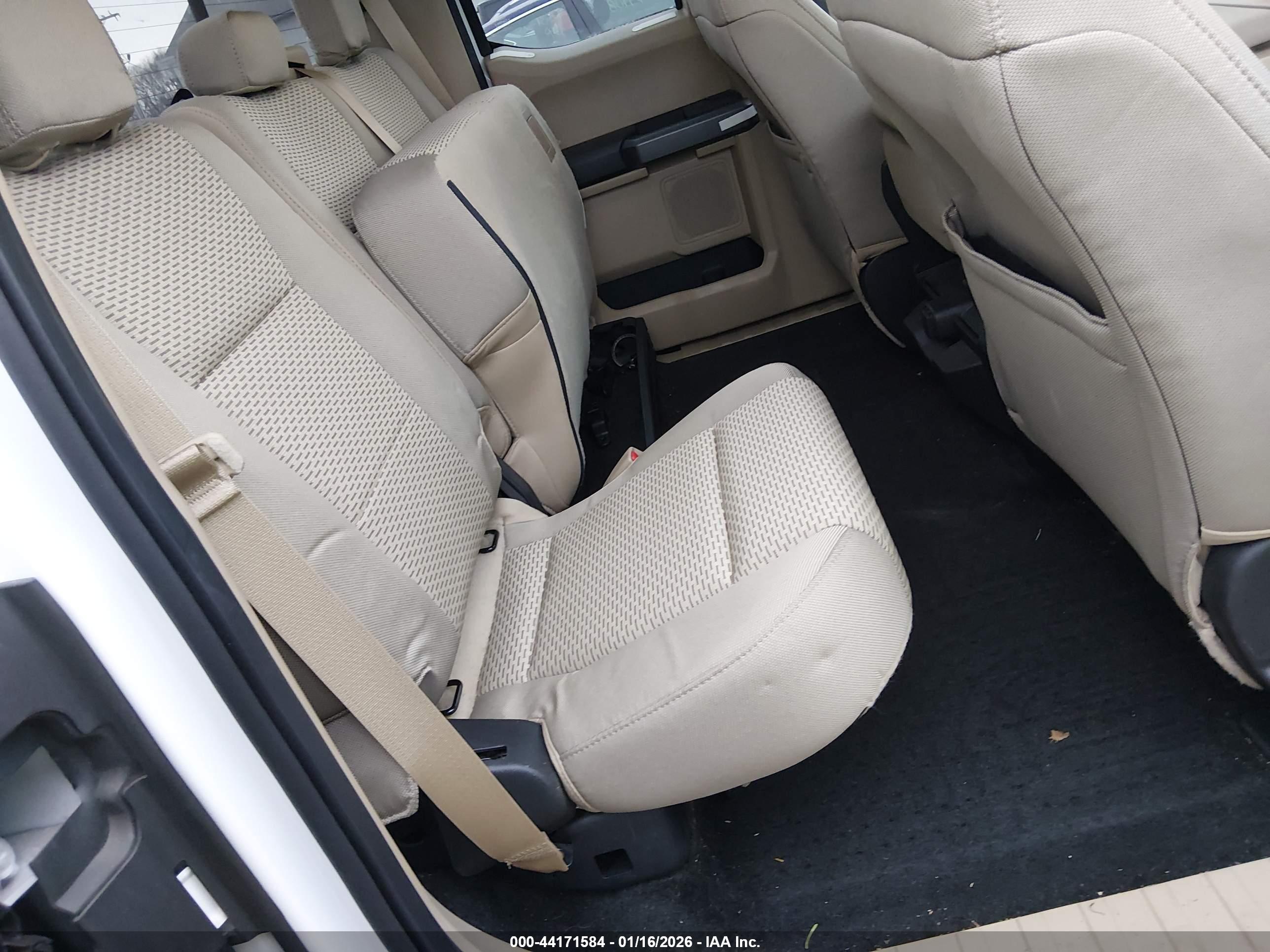 FORD F-150 image 8