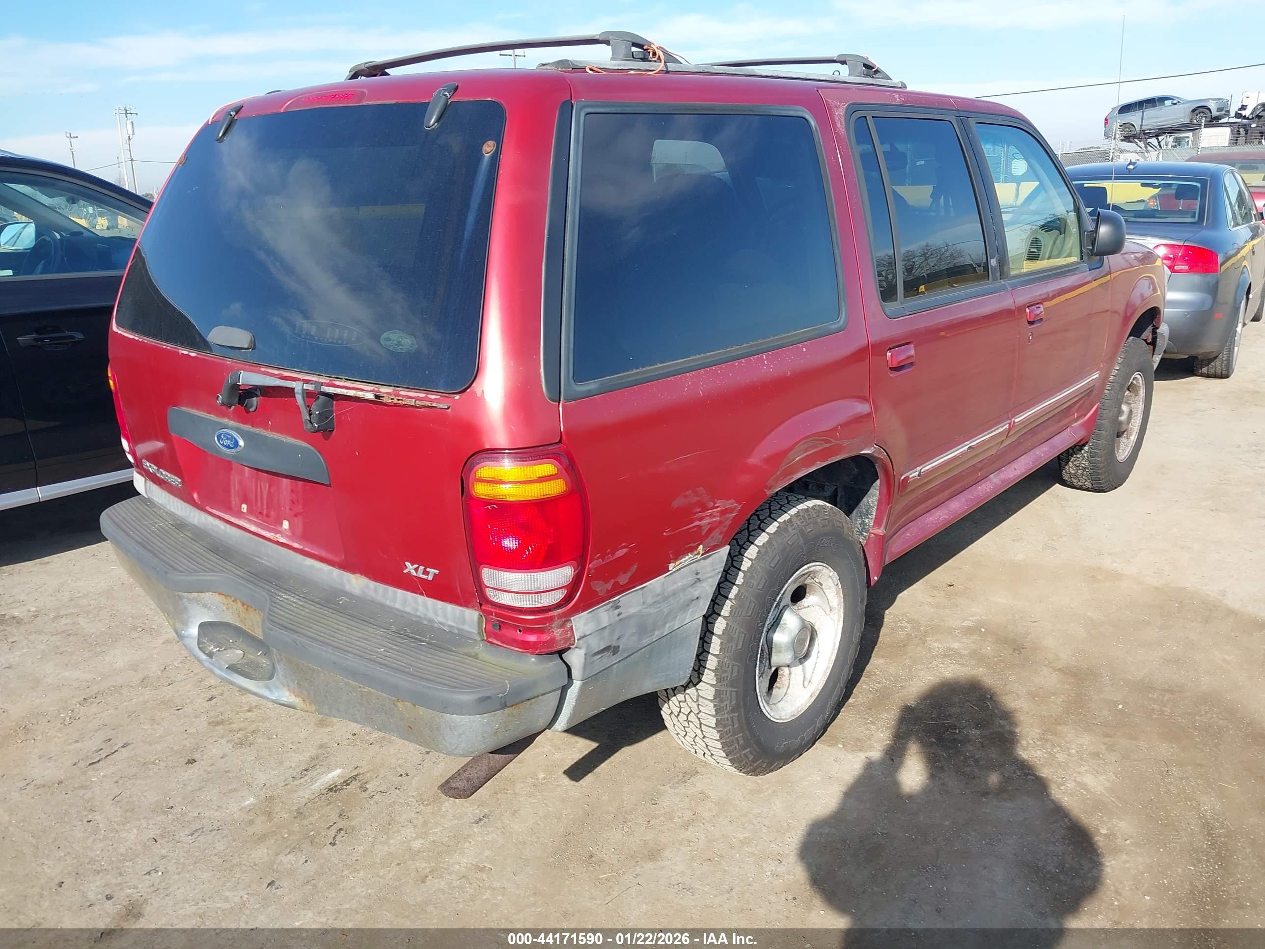FORD EXPLORER image 4