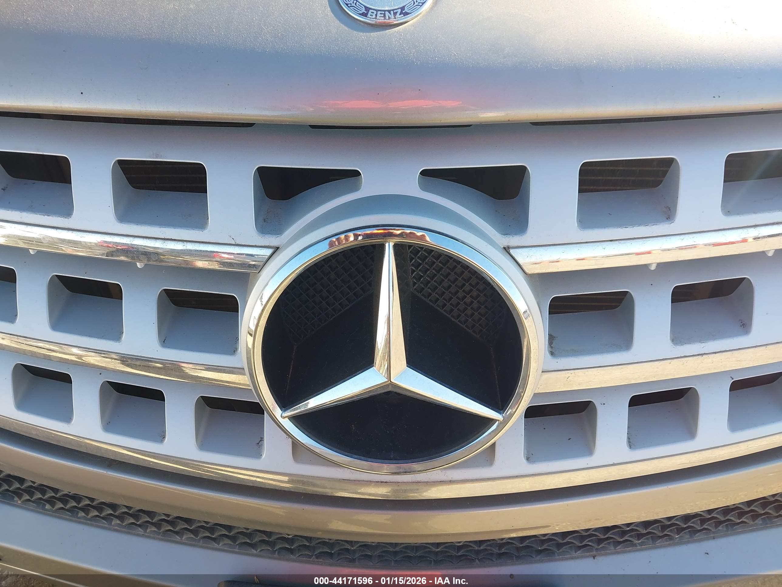 MERCEDES-BENZ ML image 6