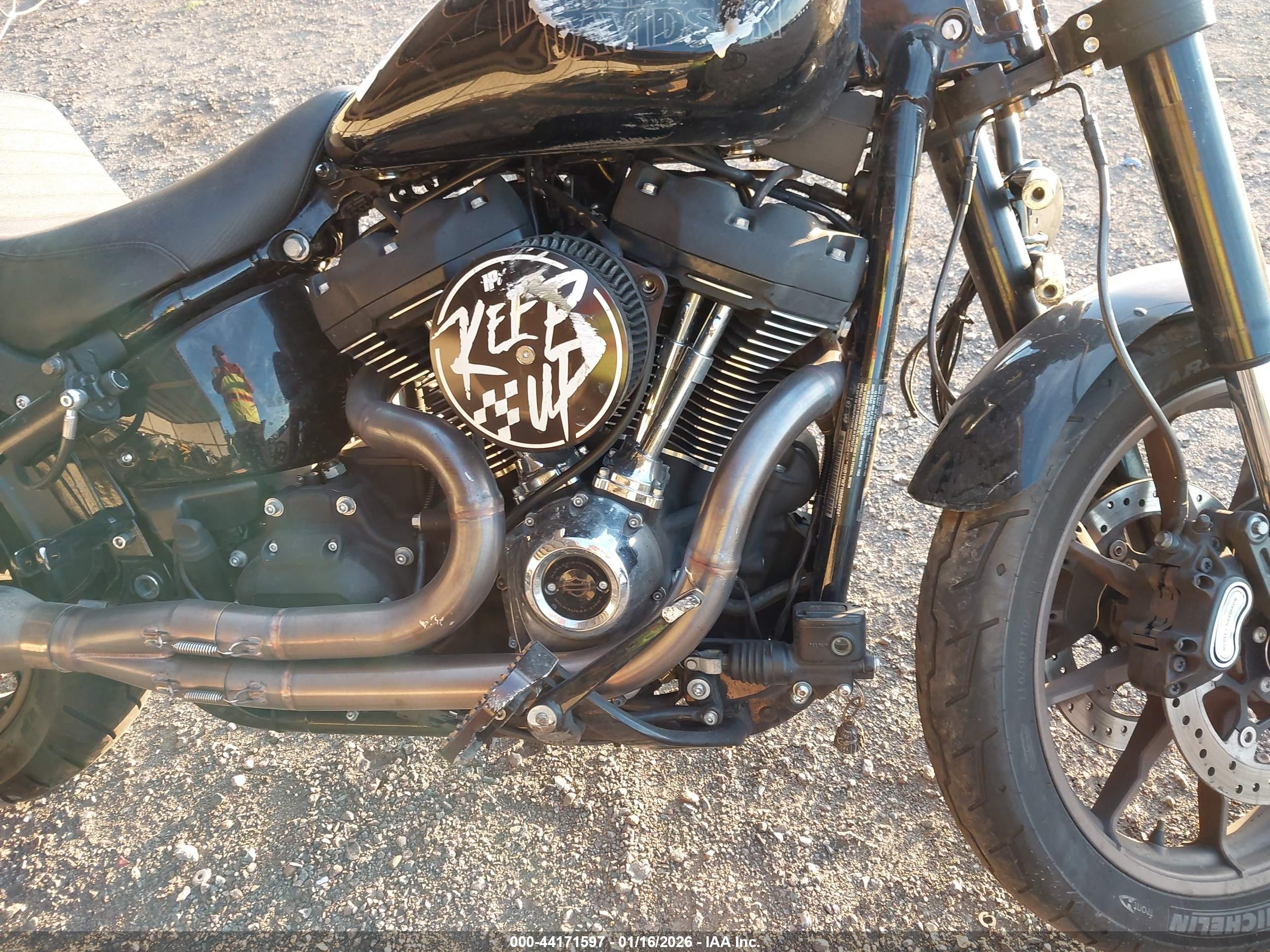 HARLEY-DAVIDSON FXLRS image 8