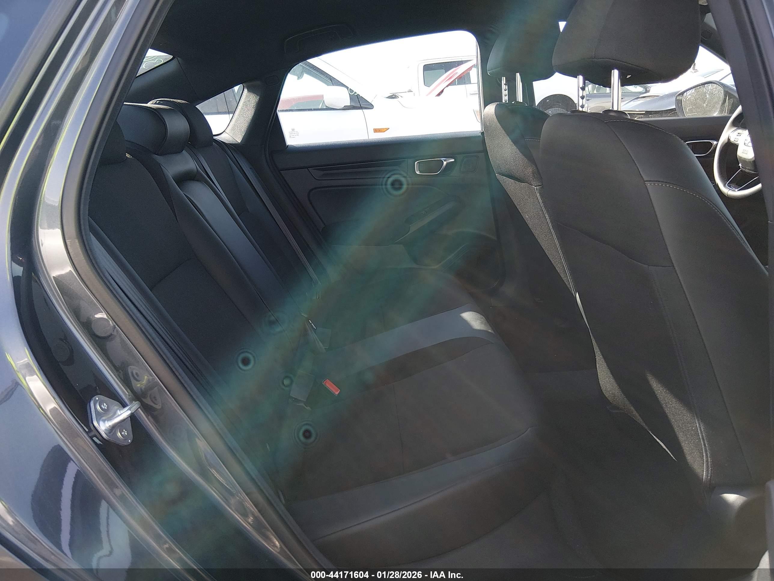 HONDA CIVIC image 8