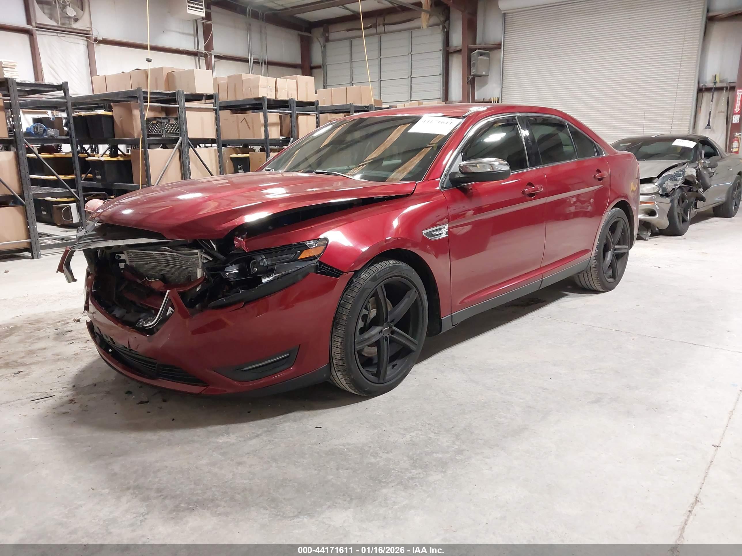 FORD TAURUS image 2