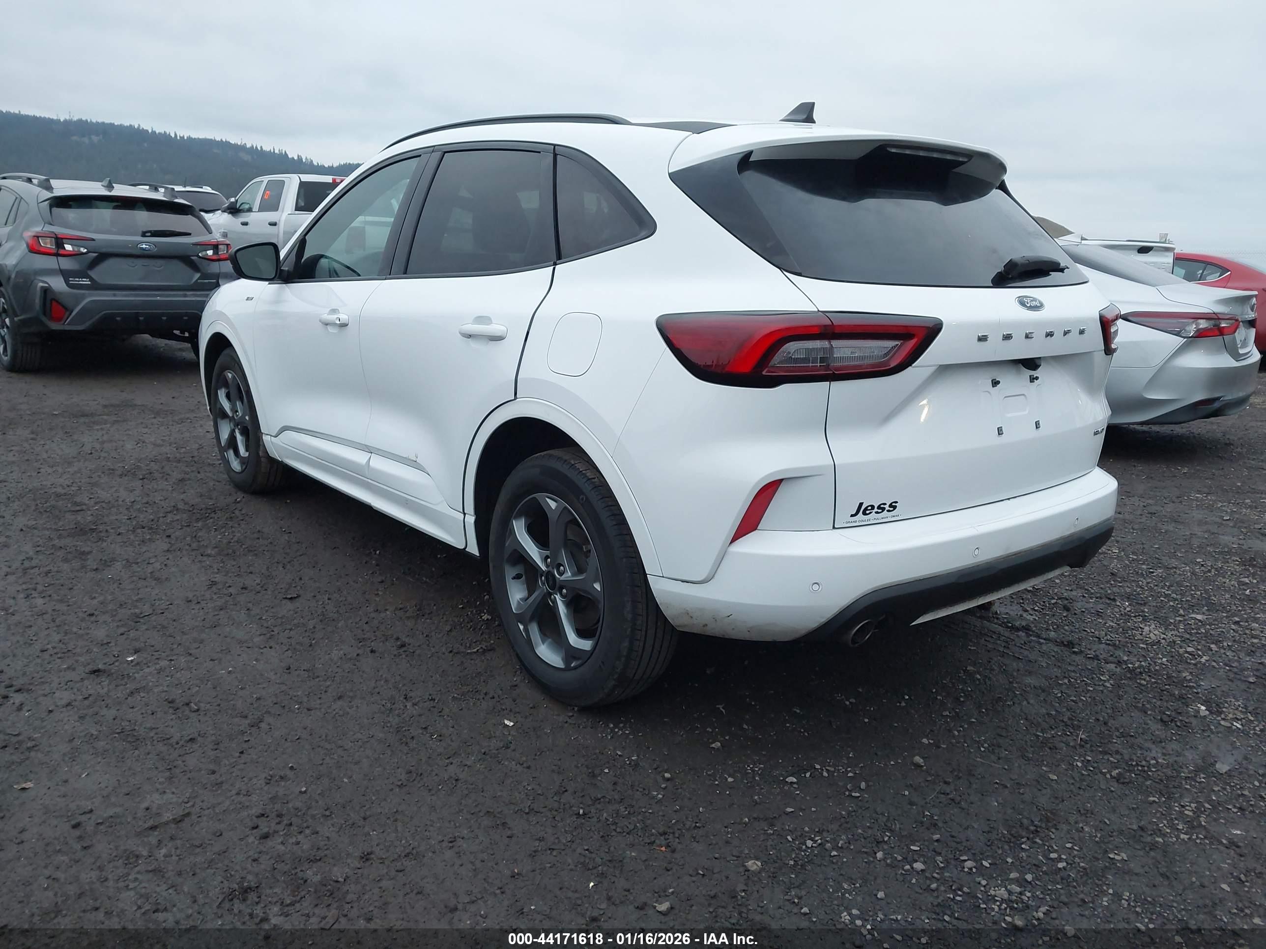 FORD ESCAPE image 3