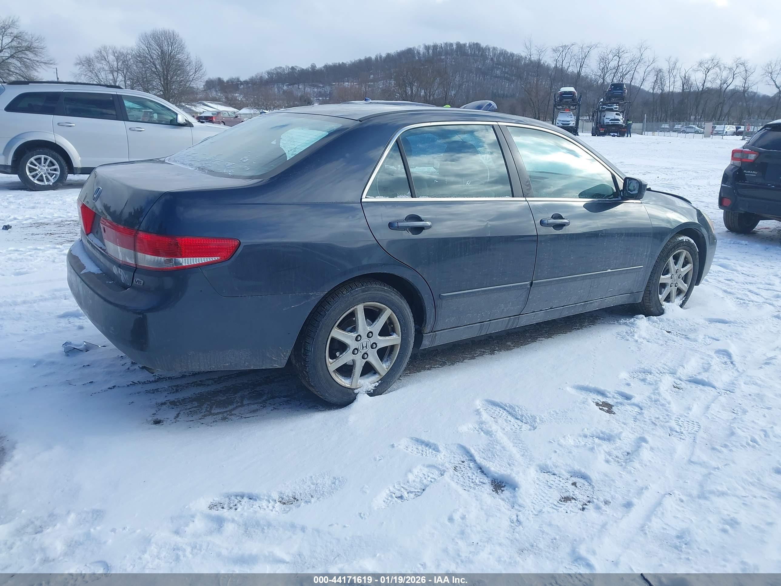 HONDA ACCORD image 4