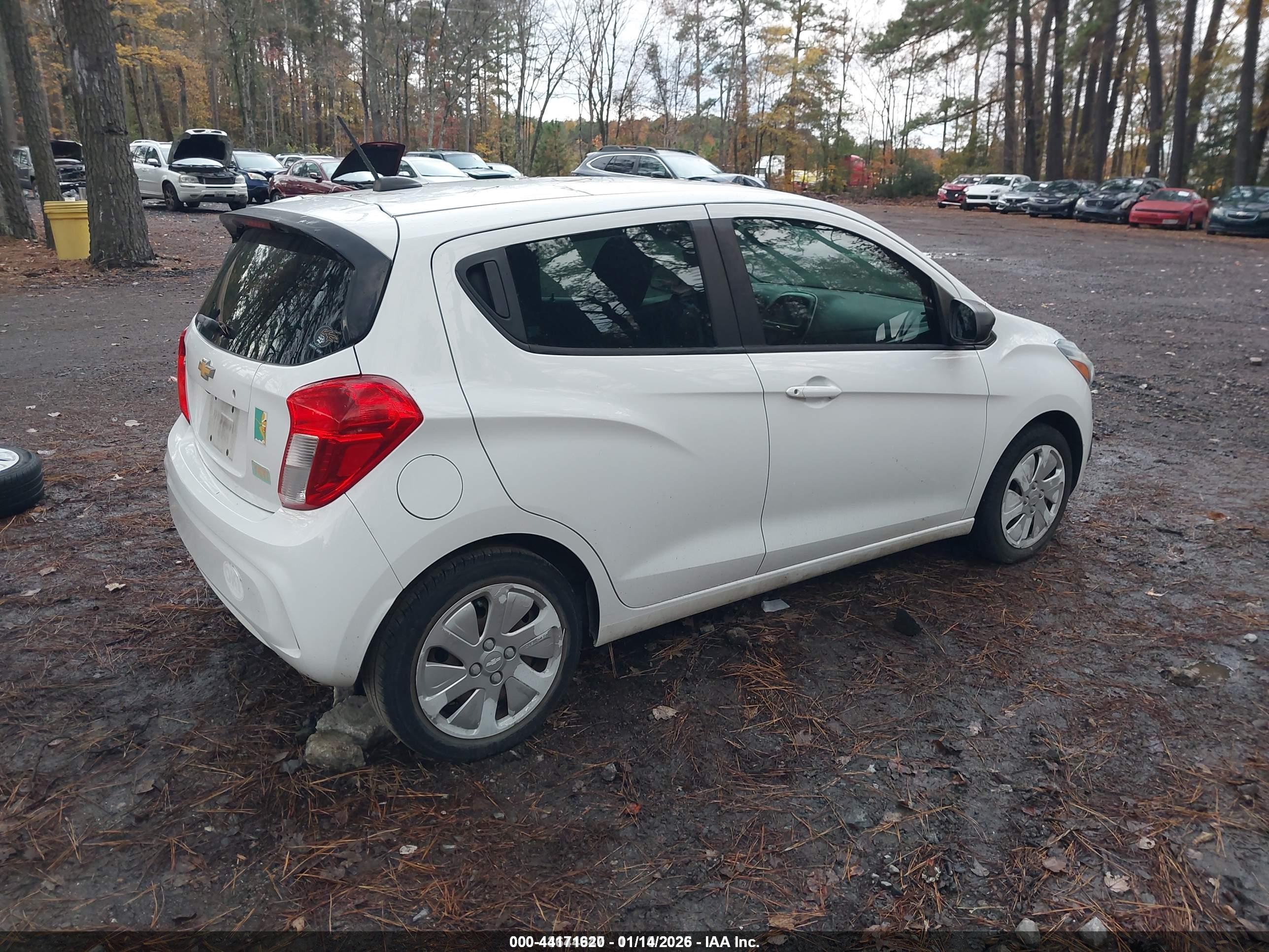 CHEVROLET SPARK image 4