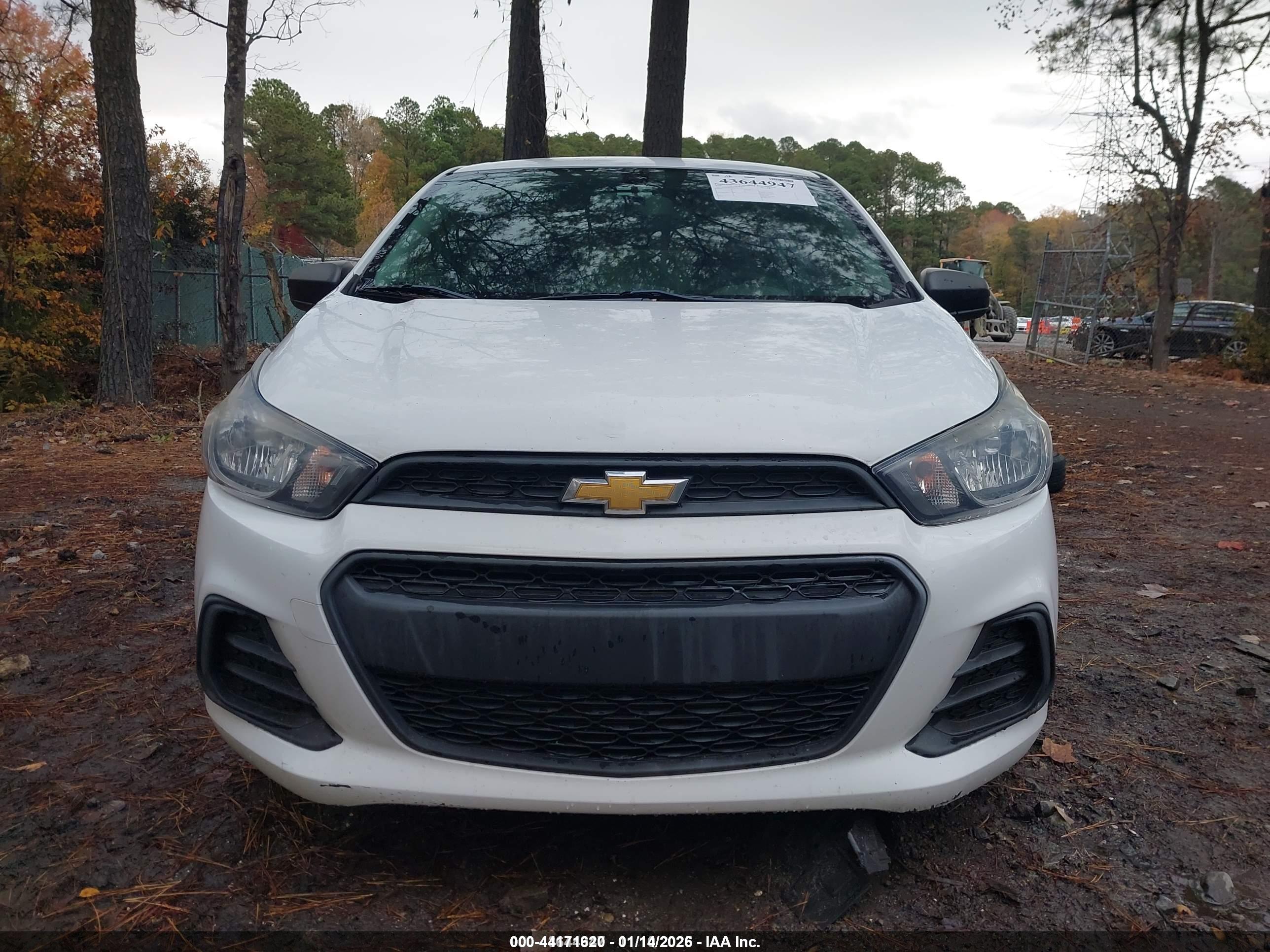 CHEVROLET SPARK image 6