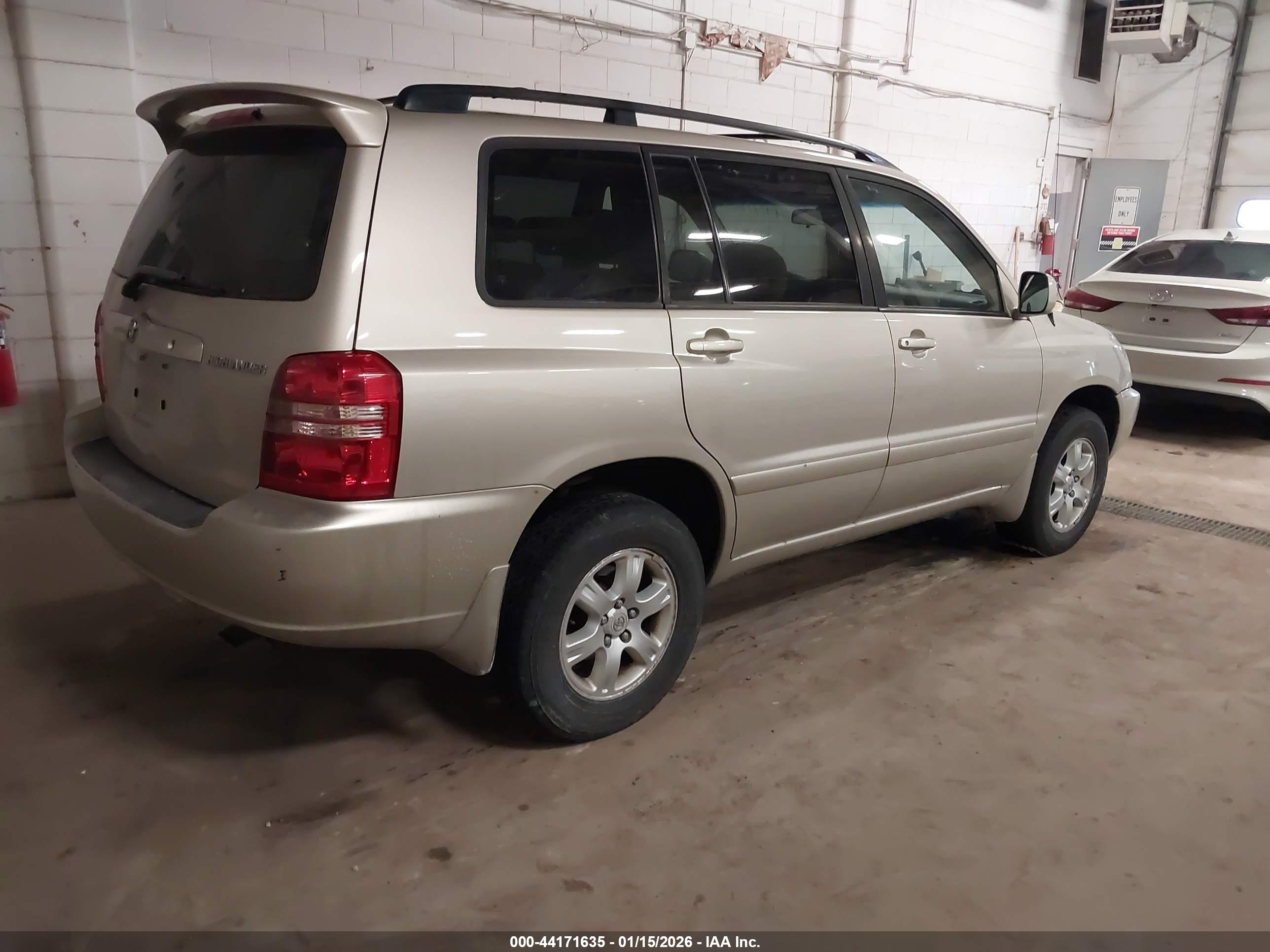 TOYOTA HIGHLANDER image 4
