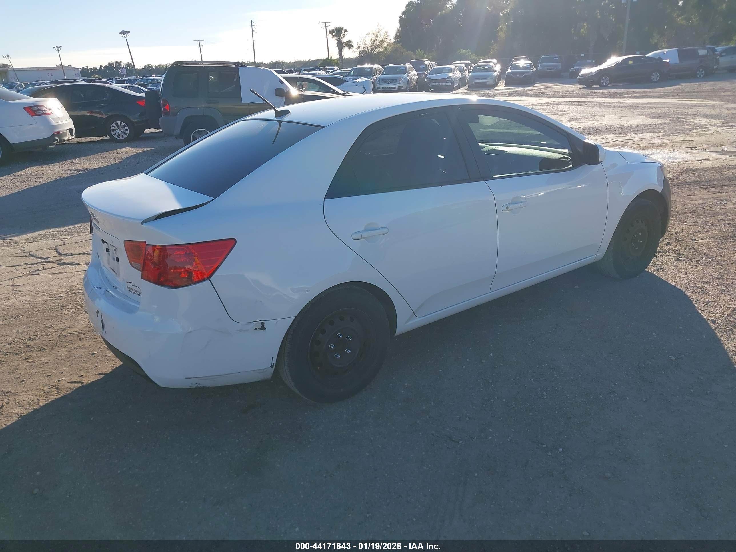 KIA FORTE image 4