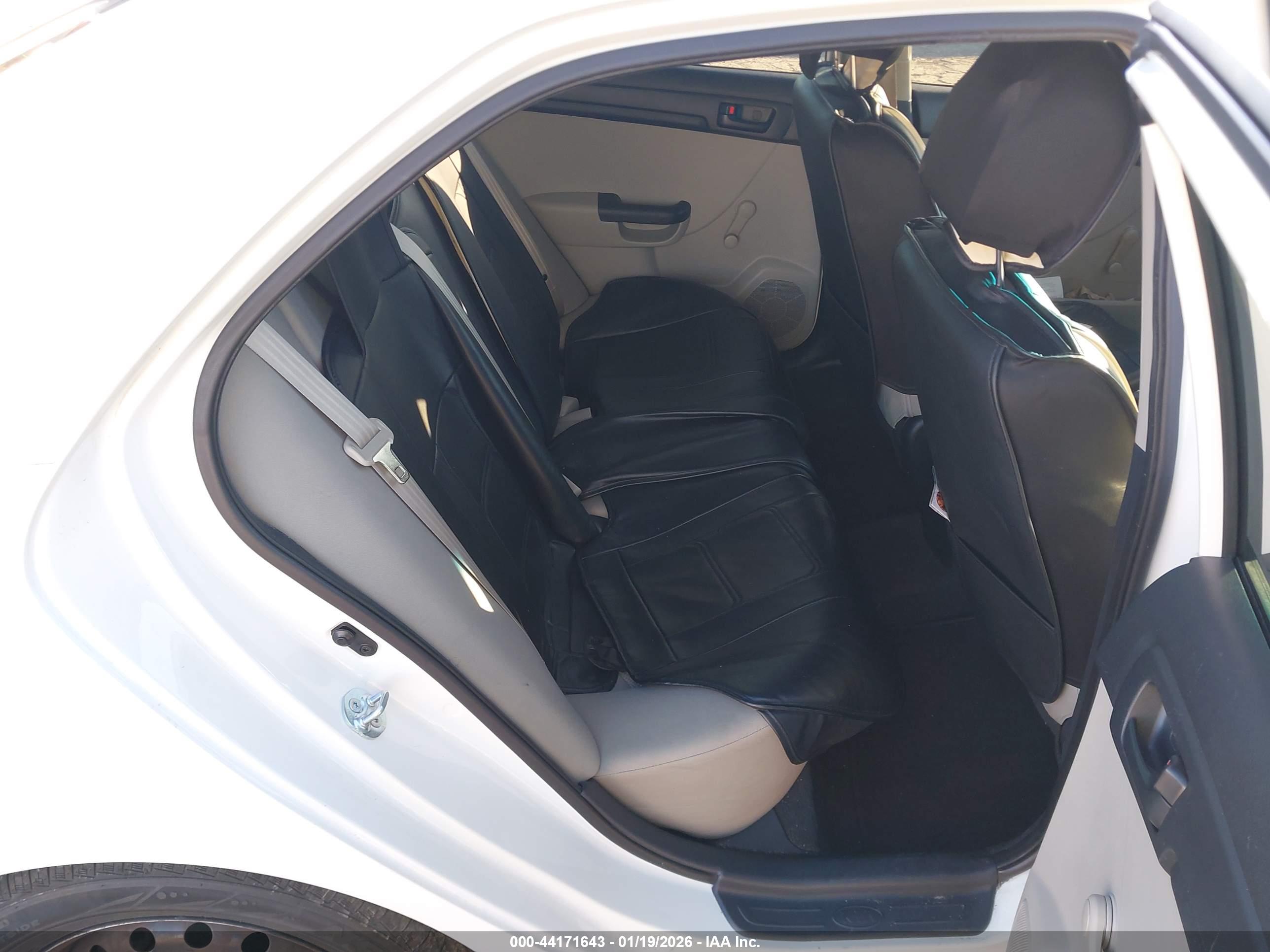 KIA FORTE image 8