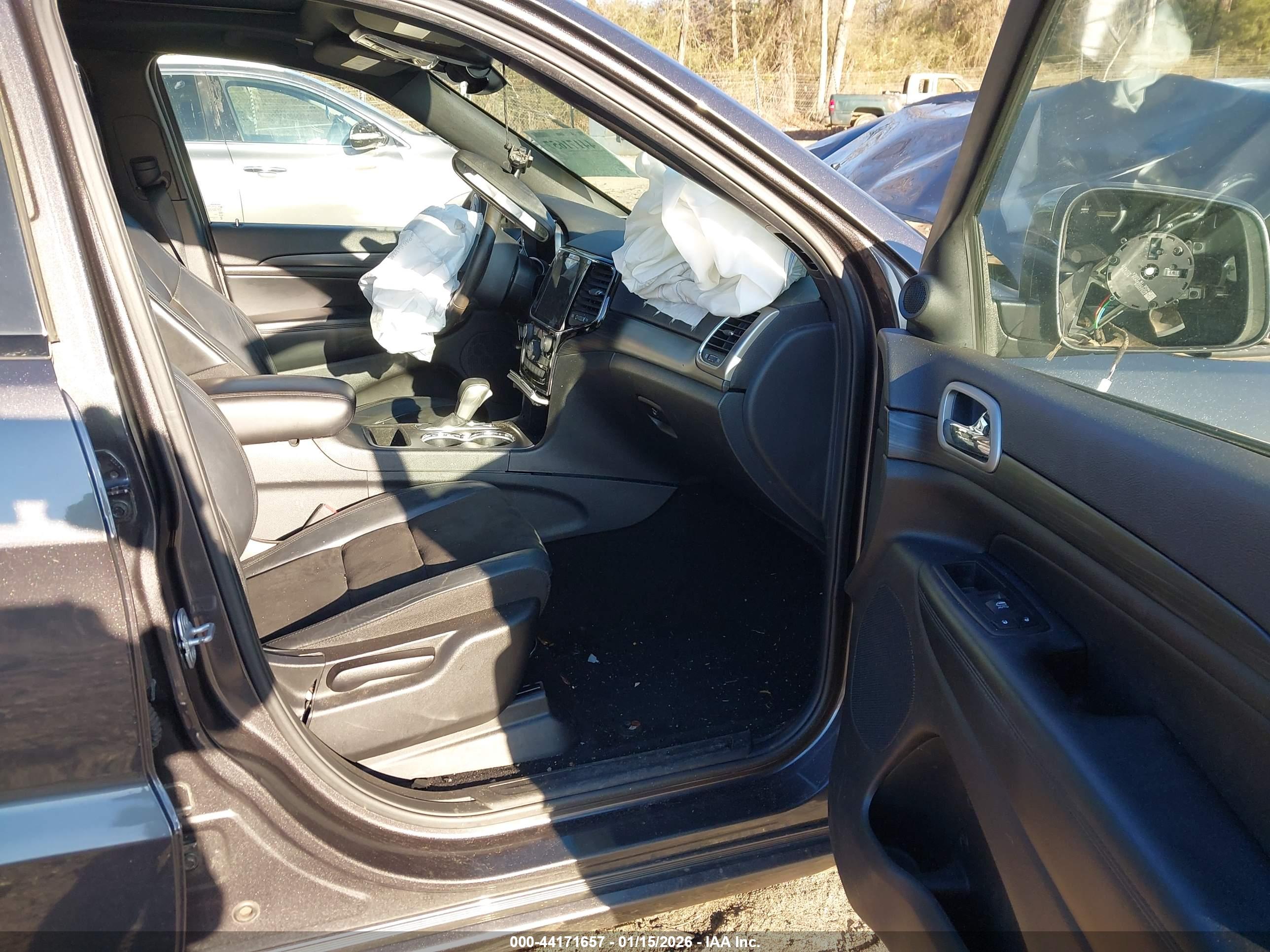 JEEP GRAND image 5