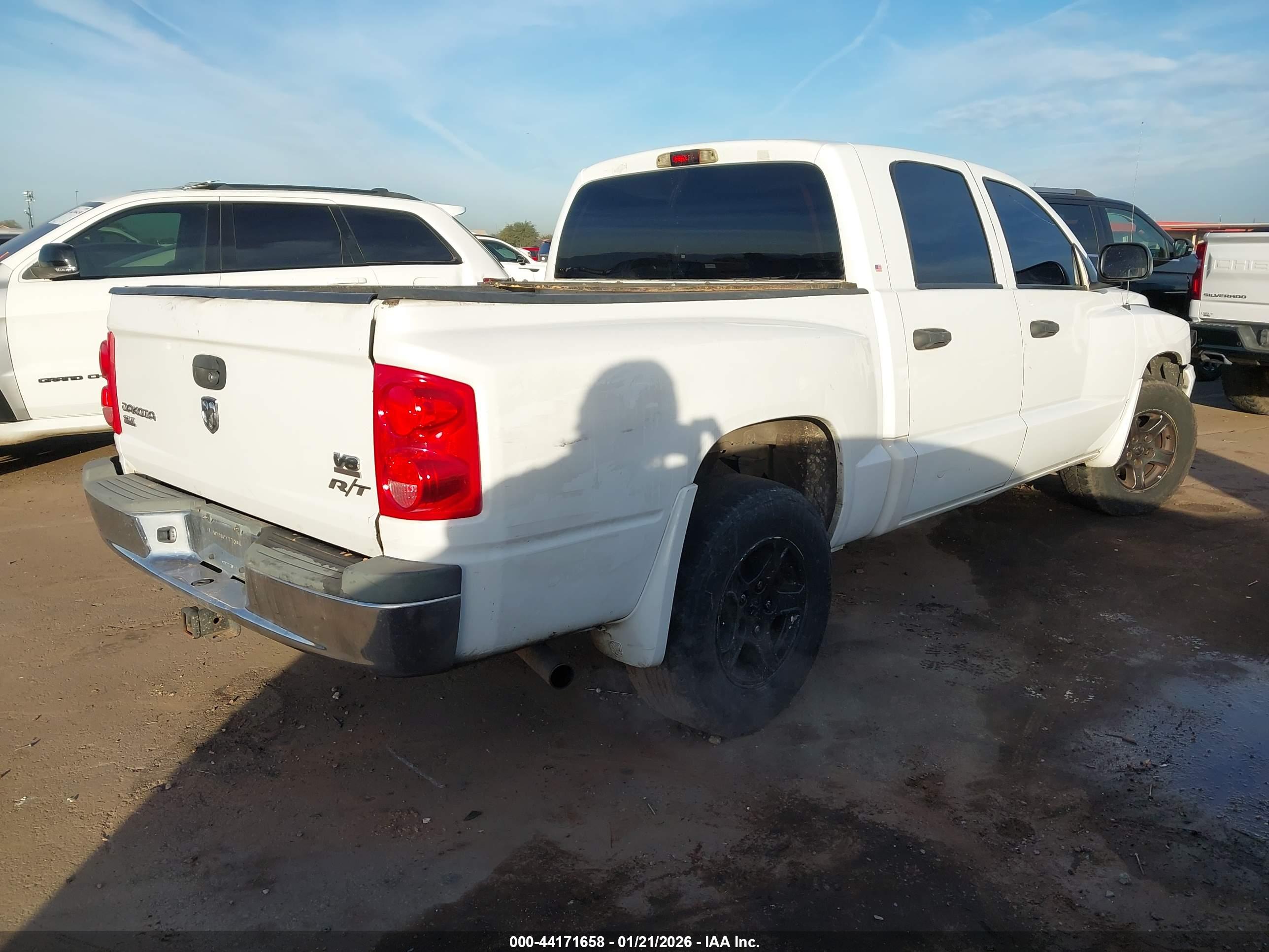 DODGE DAKOTA image 4