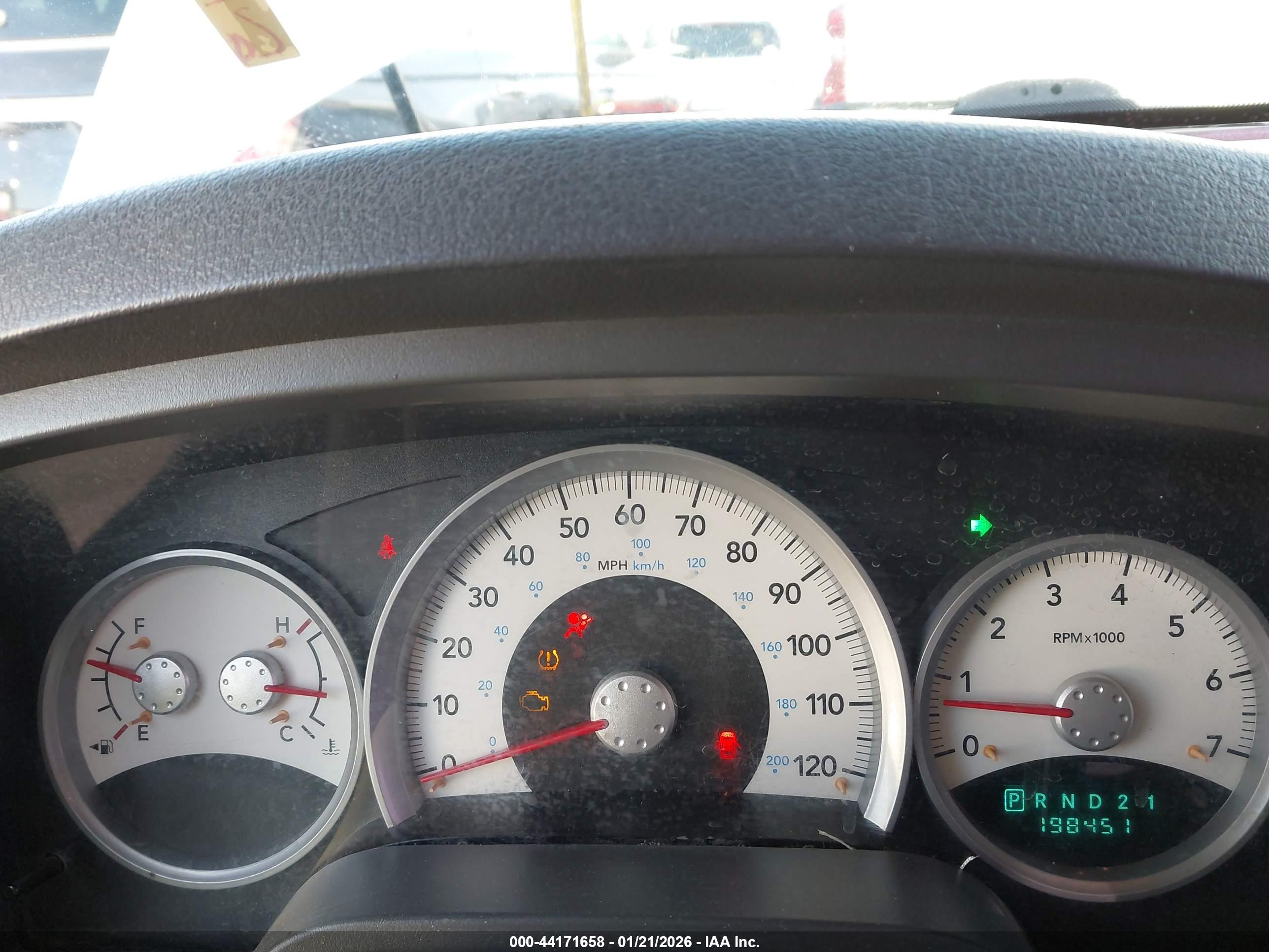DODGE DAKOTA image 7