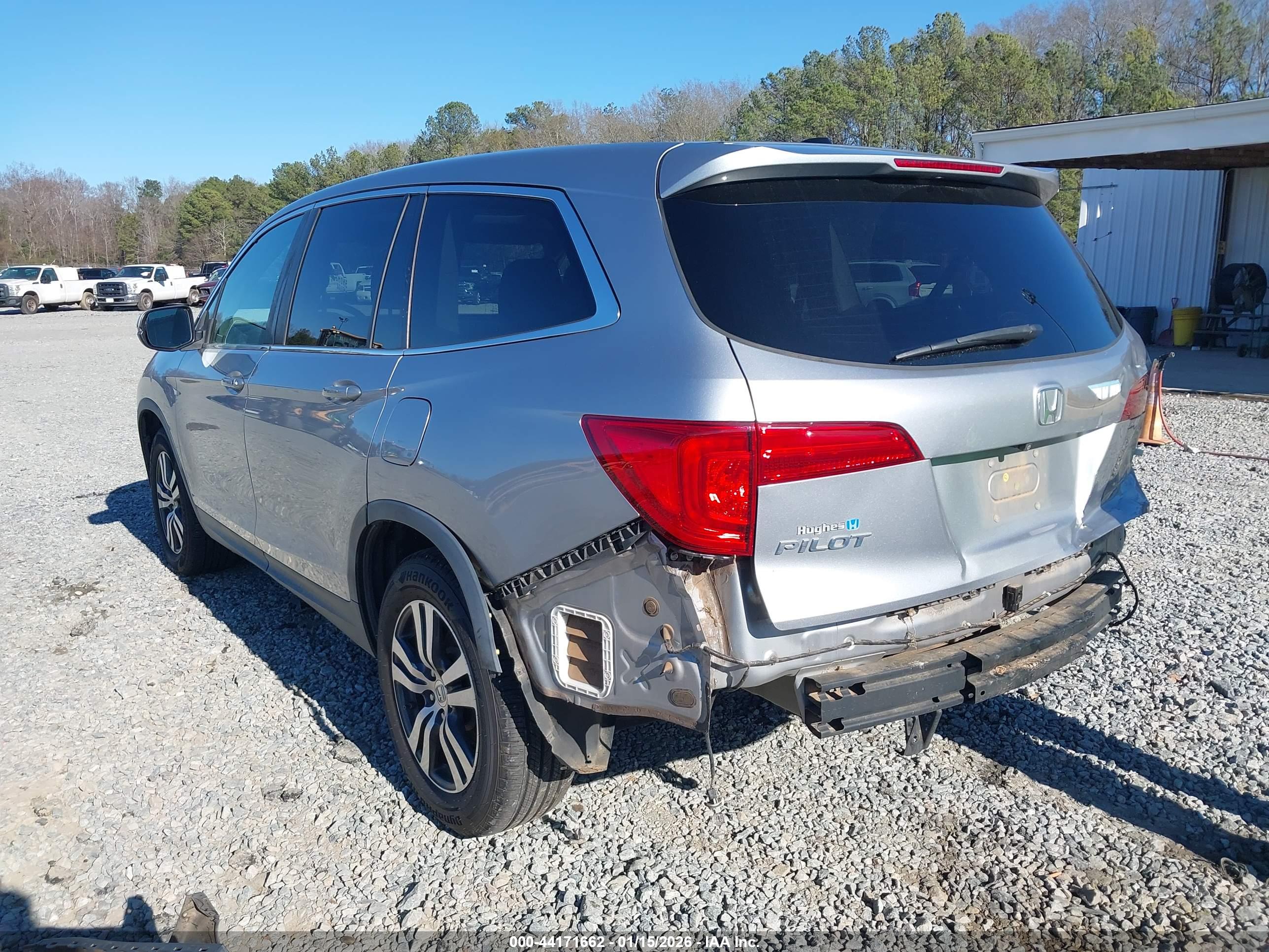 HONDA PILOT image 3