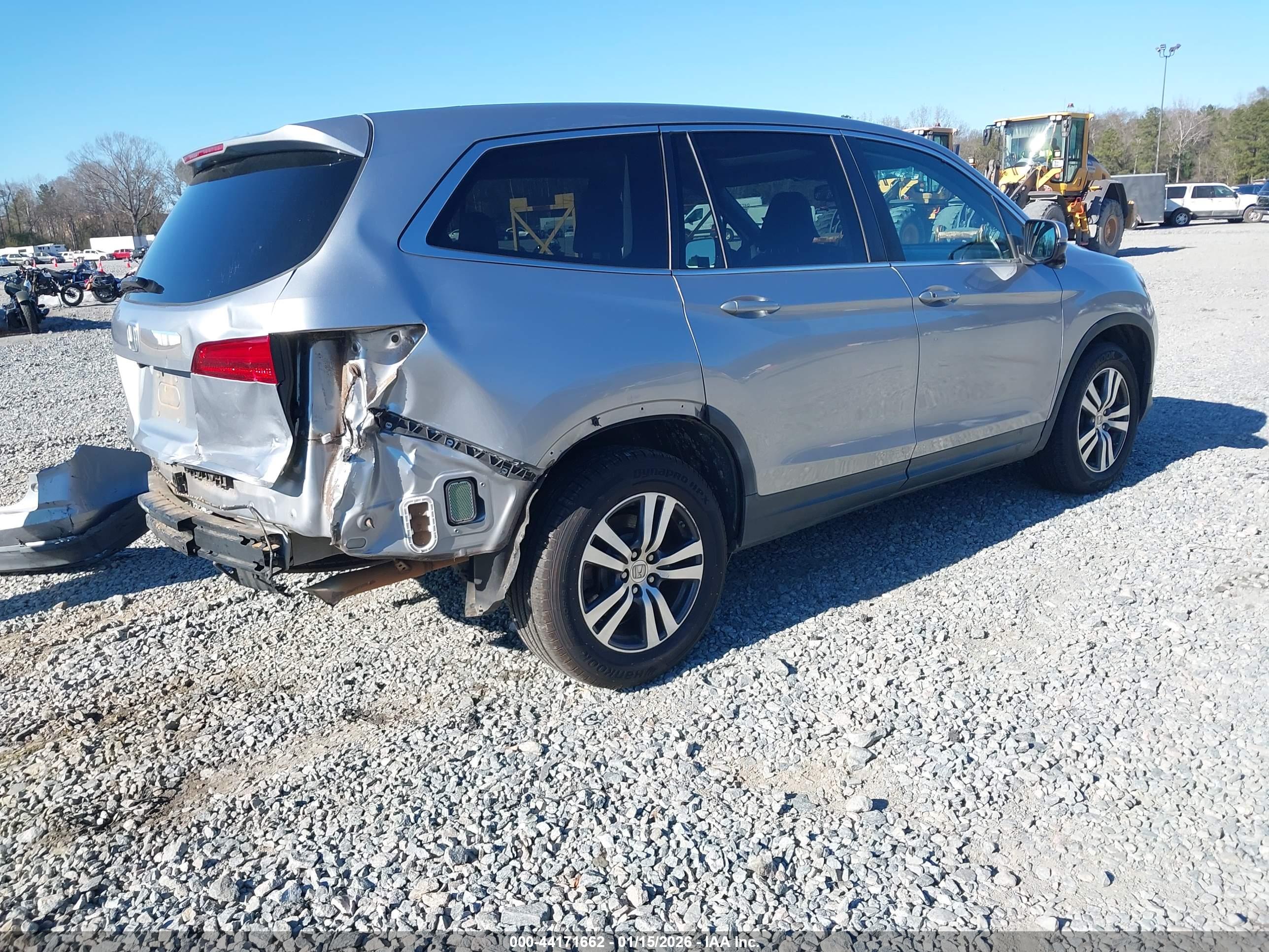 HONDA PILOT image 4