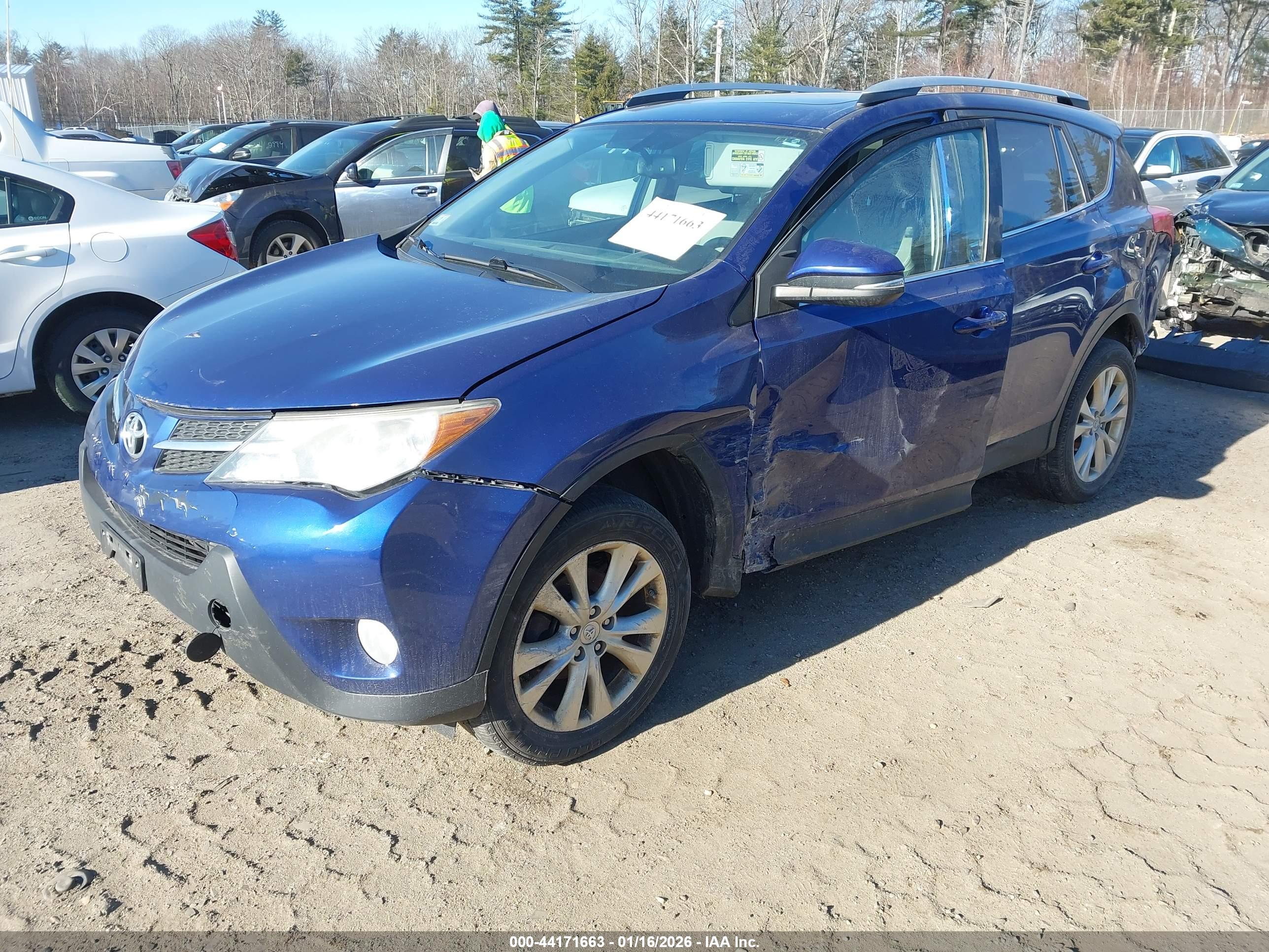 TOYOTA RAV4 image 2