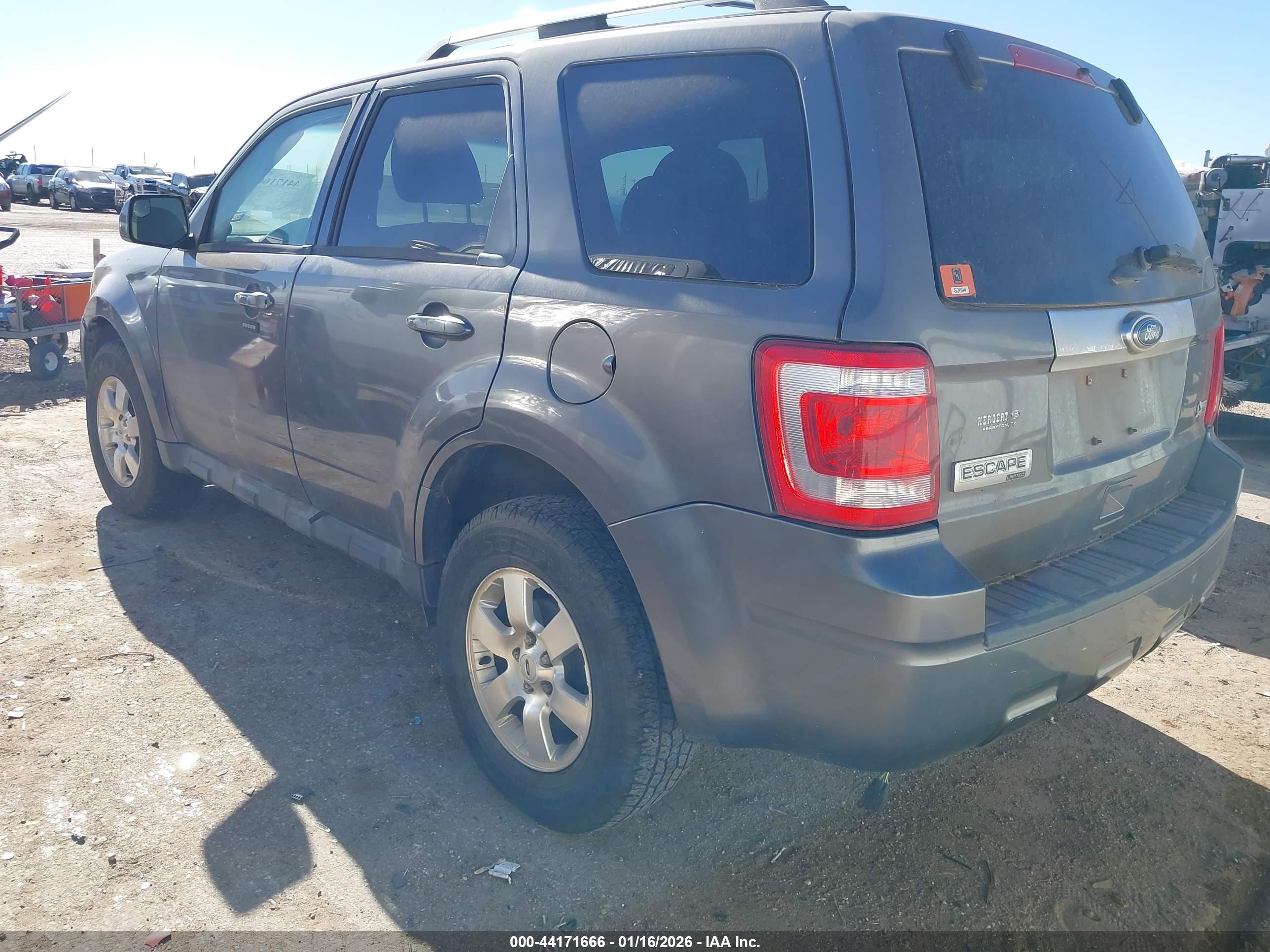 FORD ESCAPE image 3