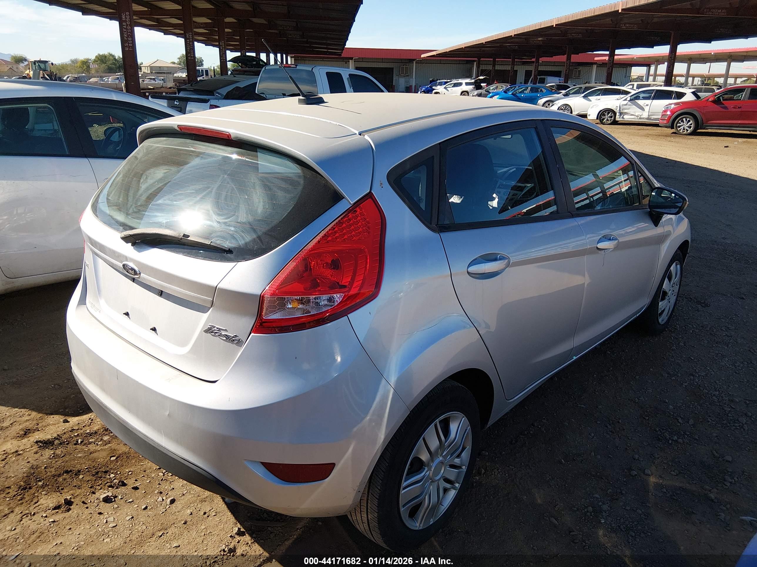 FORD FIESTA image 4