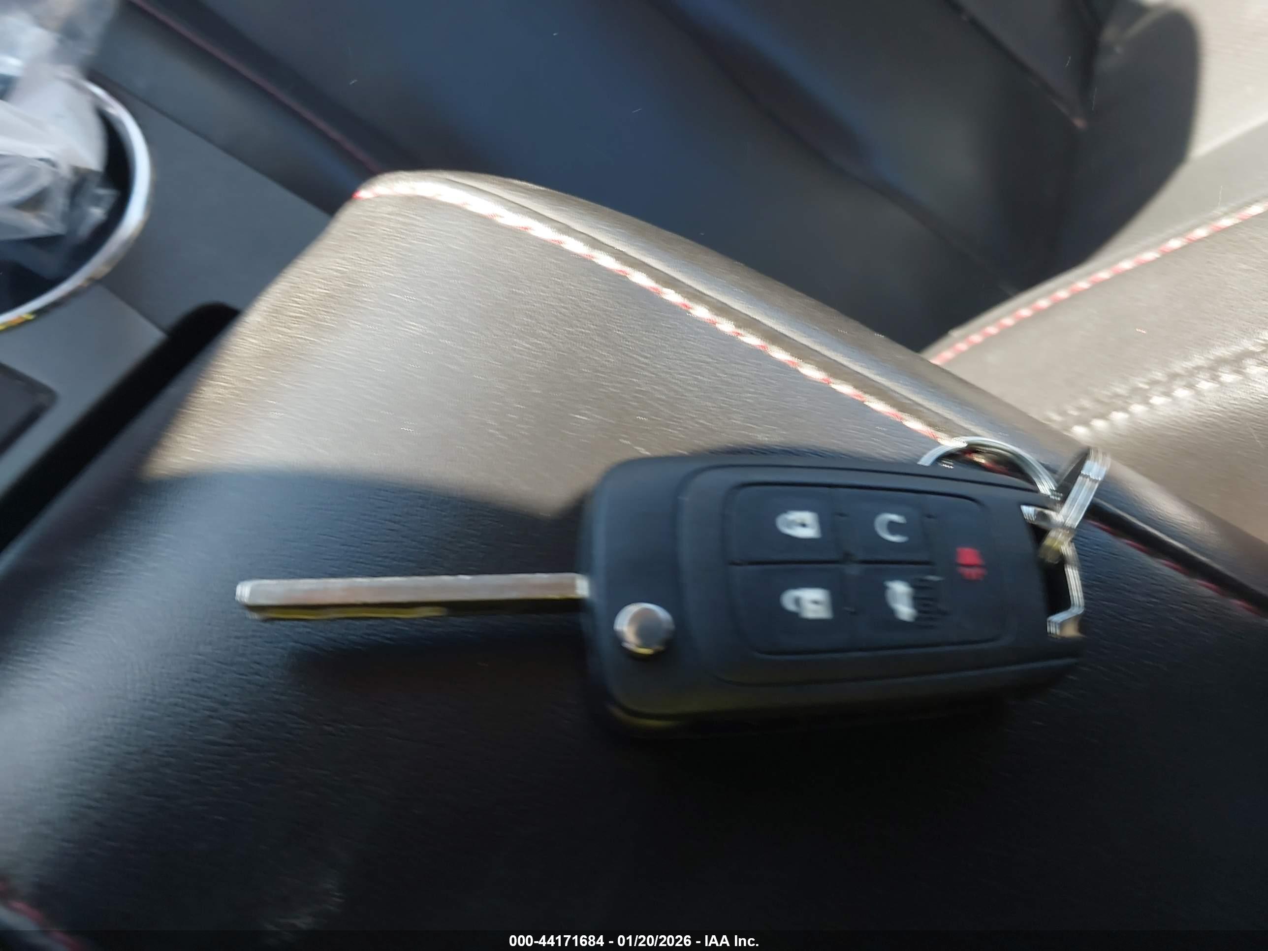 CHEVROLET EQUINOX image 11