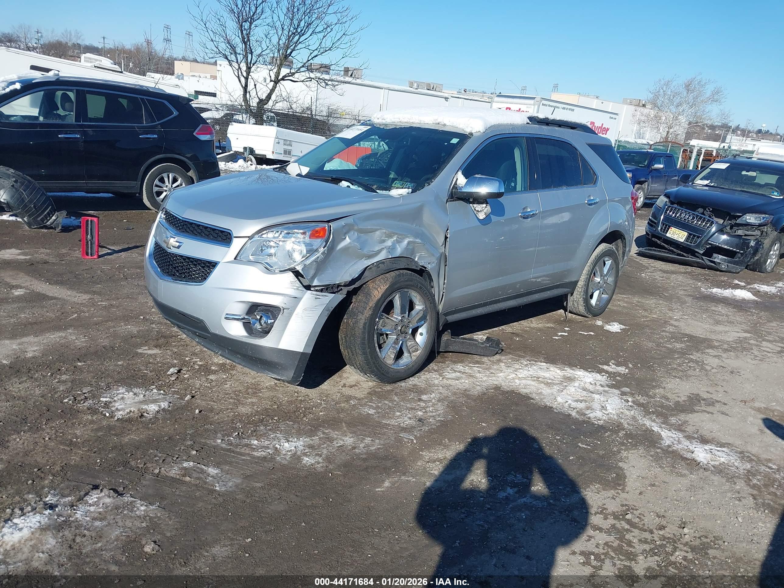 CHEVROLET EQUINOX image 2