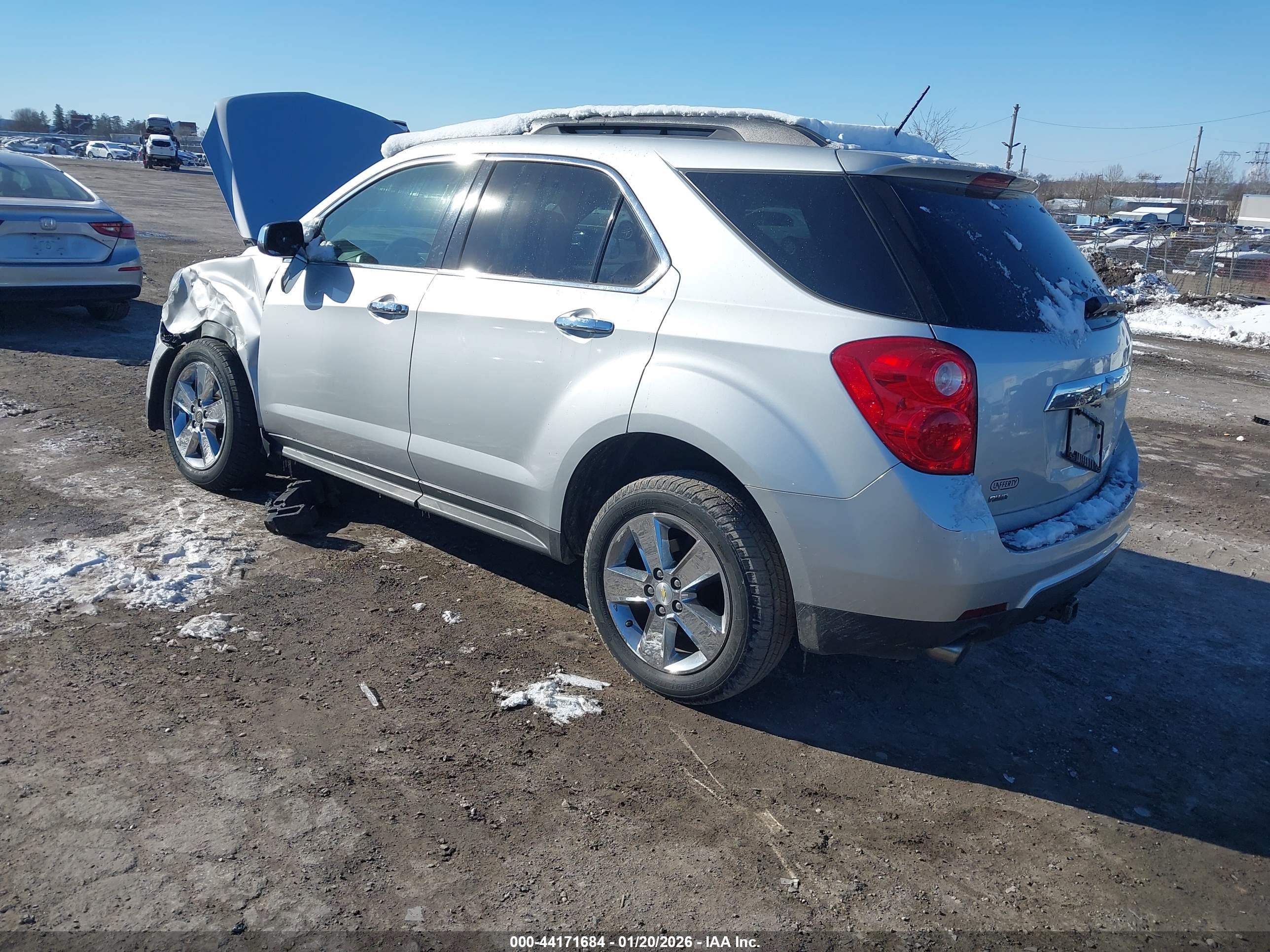CHEVROLET EQUINOX image 3
