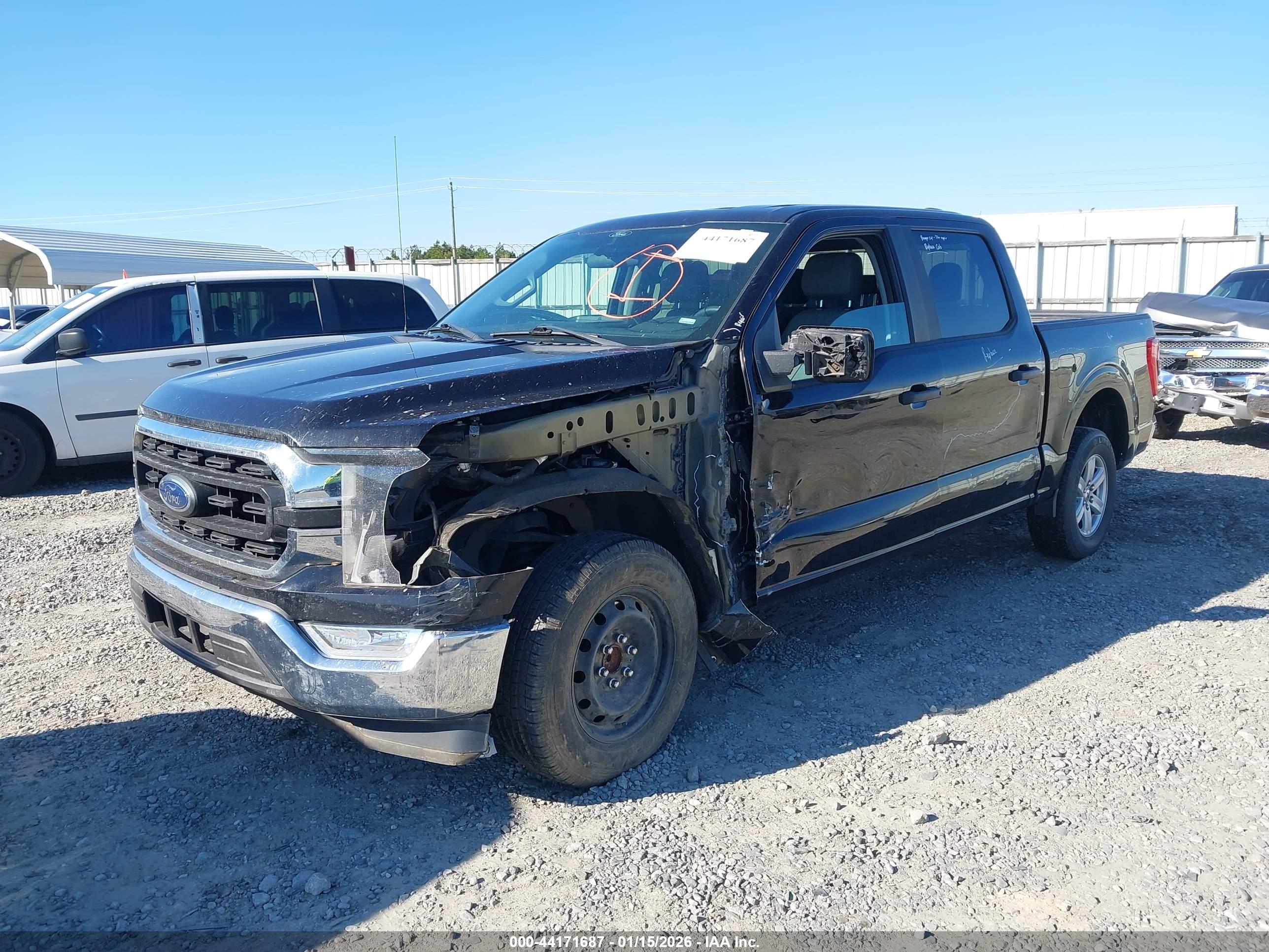 FORD F-150 image 2