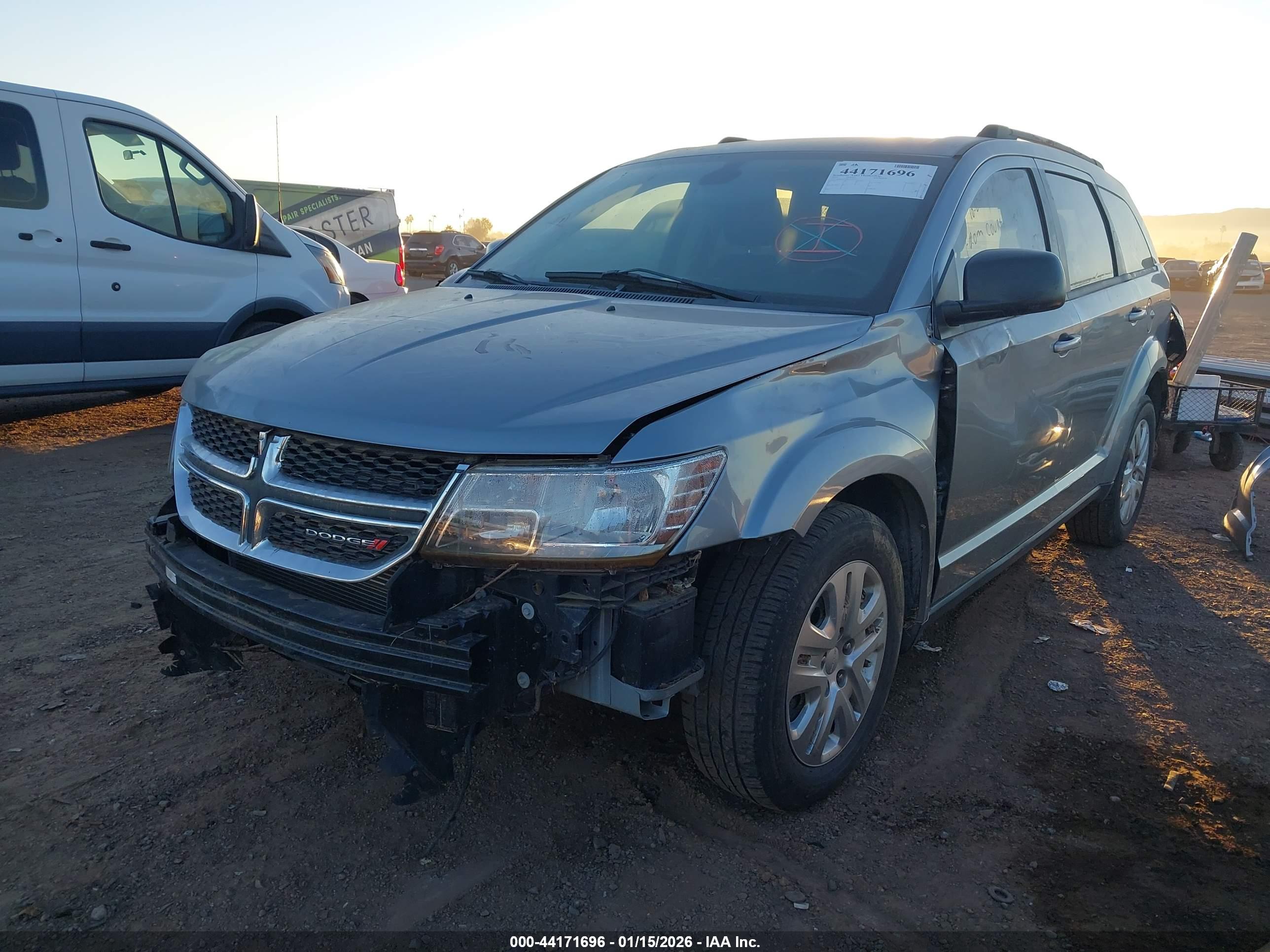 DODGE JOURNEY image 2