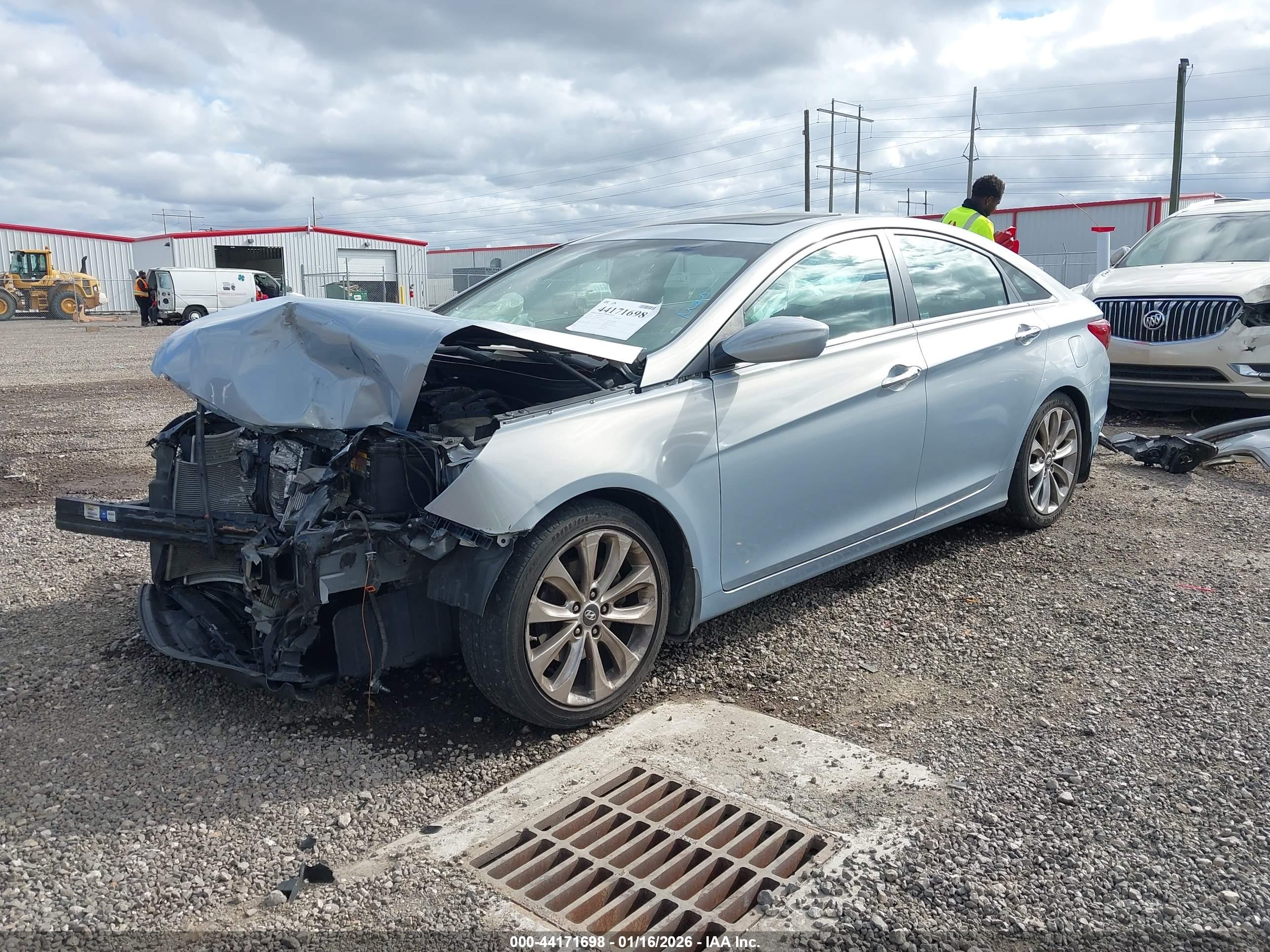HYUNDAI SONATA image 2