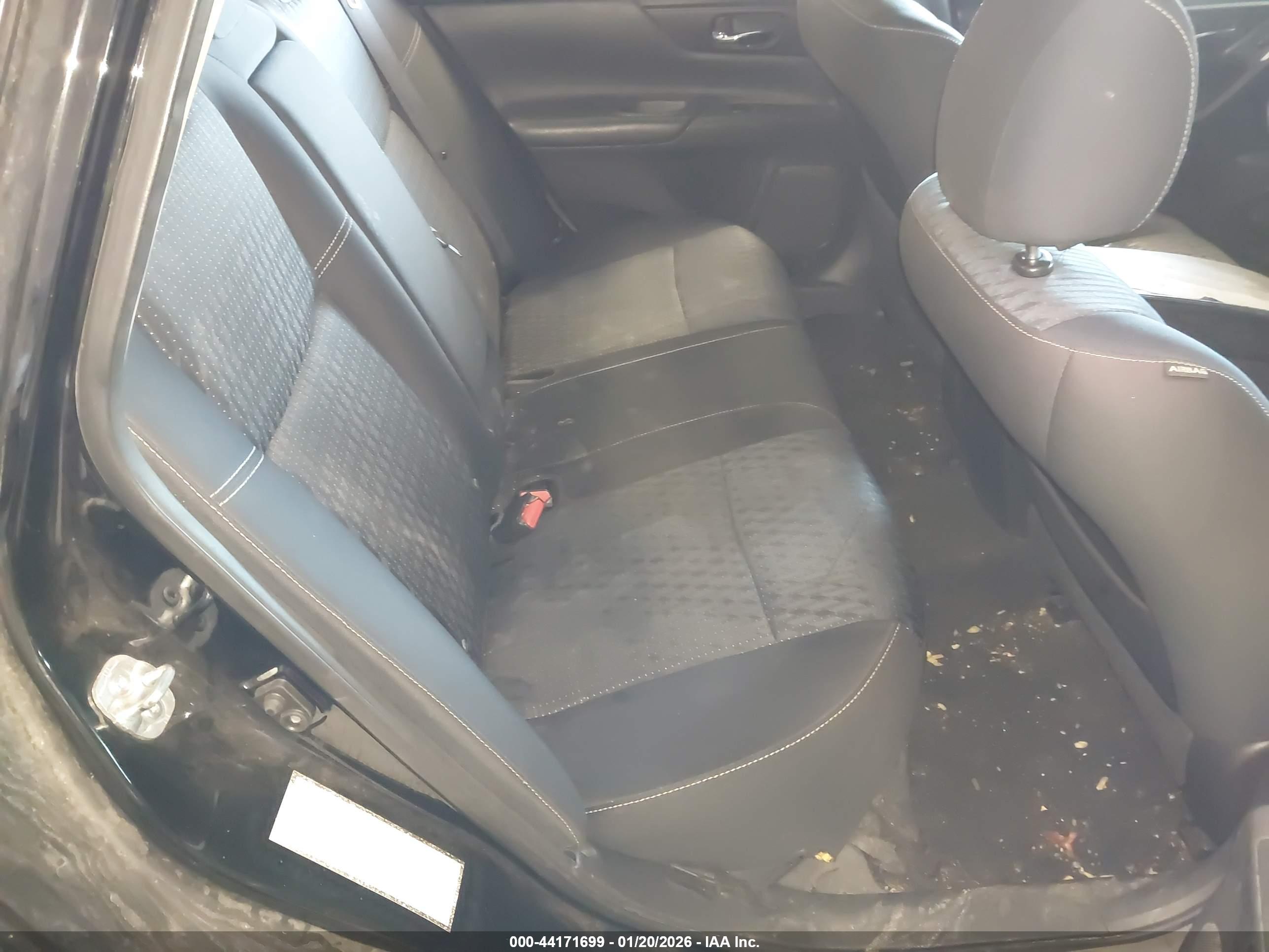 NISSAN ALTIMA image 8