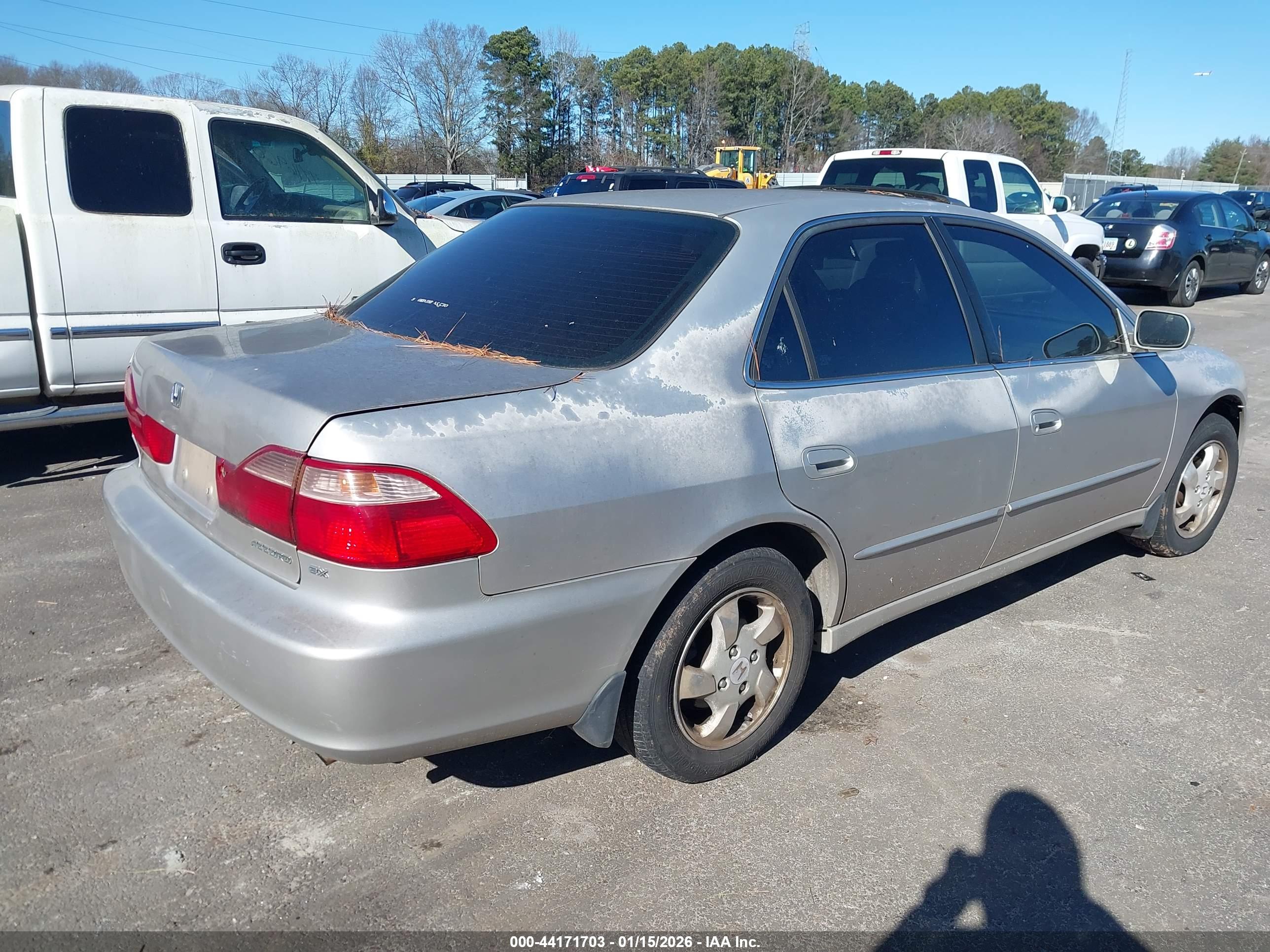 HONDA ACCORD image 4