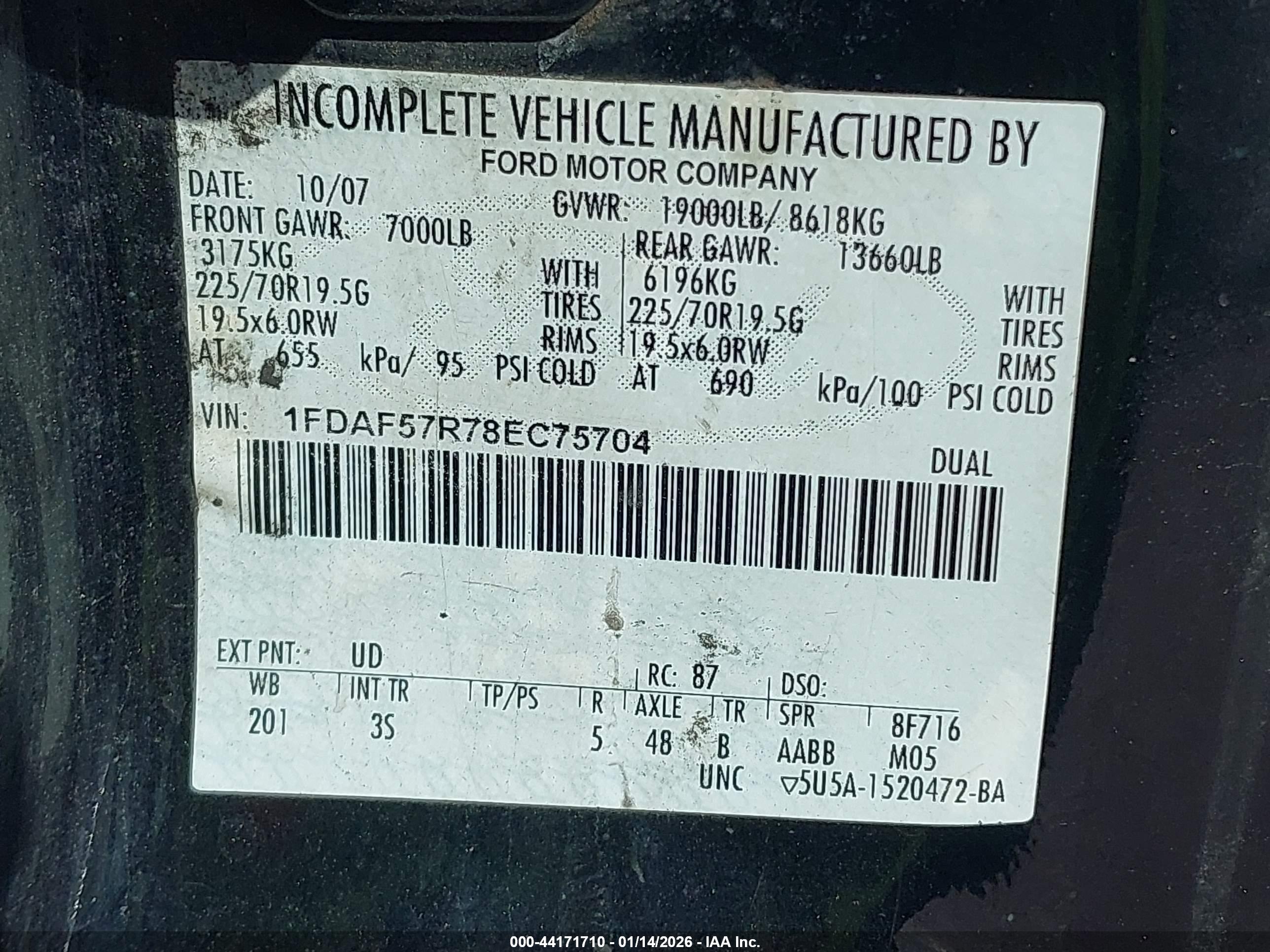 FORD F-550 image 9