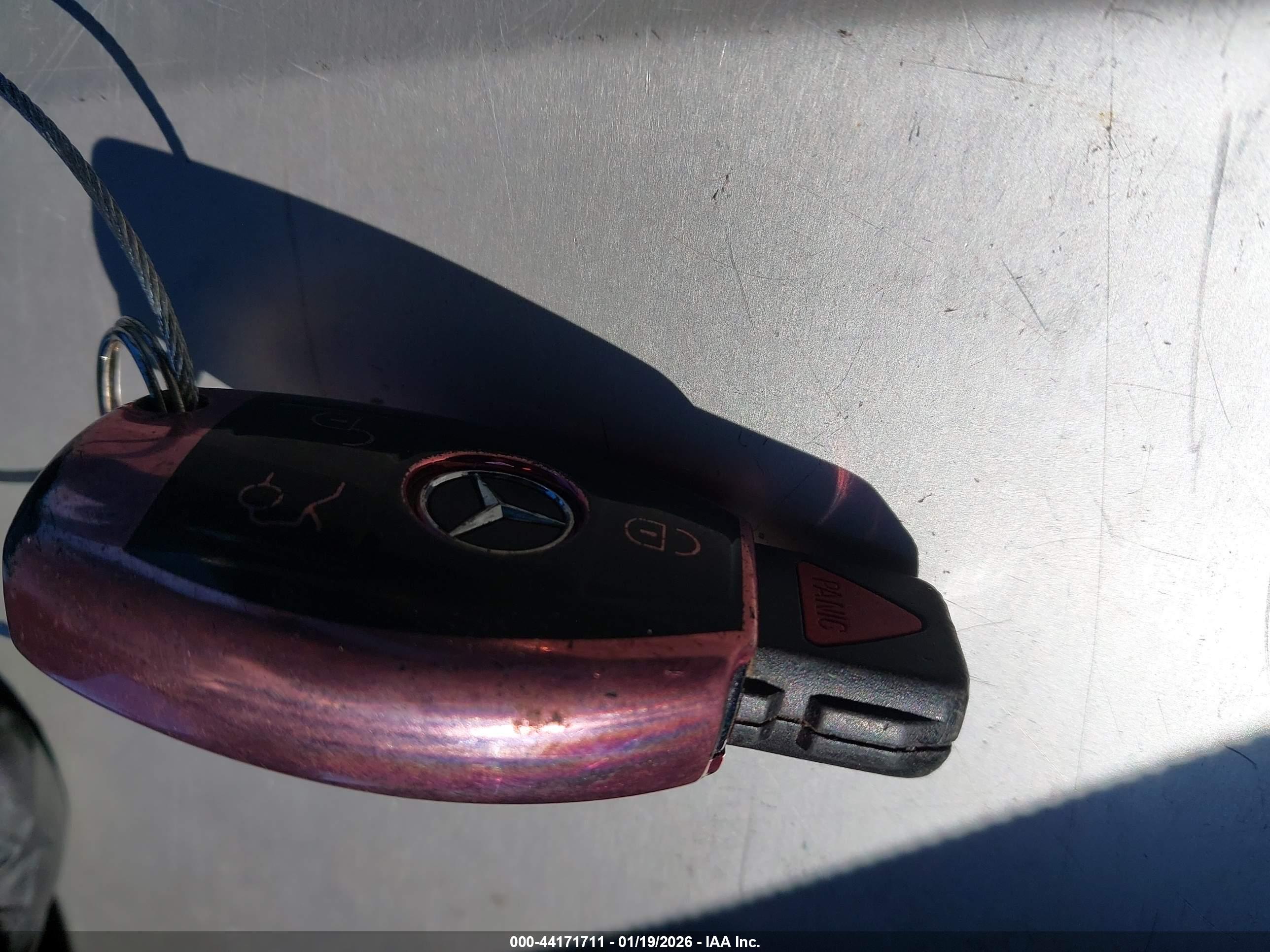 MERCEDES-BENZ CLS image 11