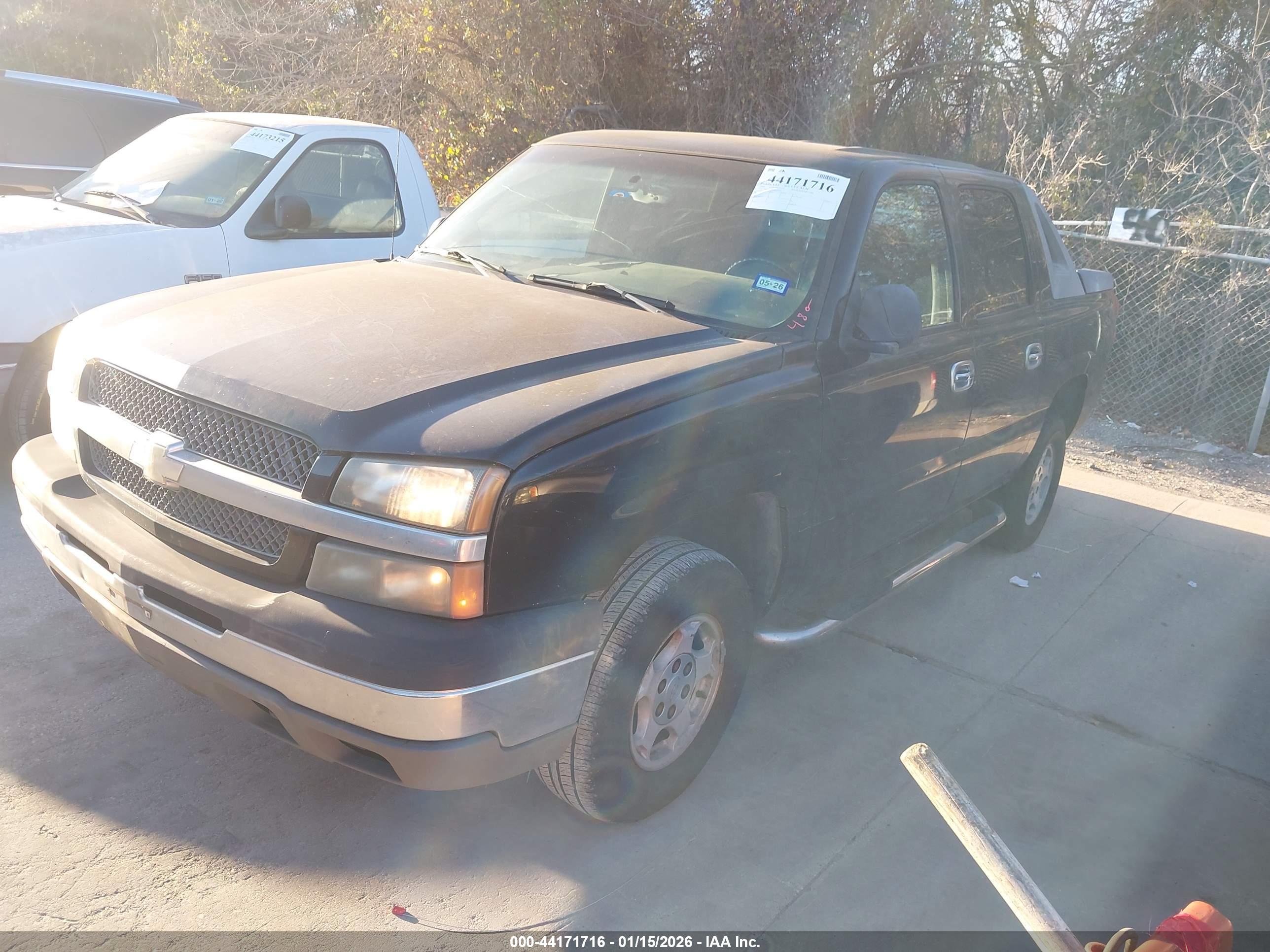 CHEVROLET AVALANCHE image 2