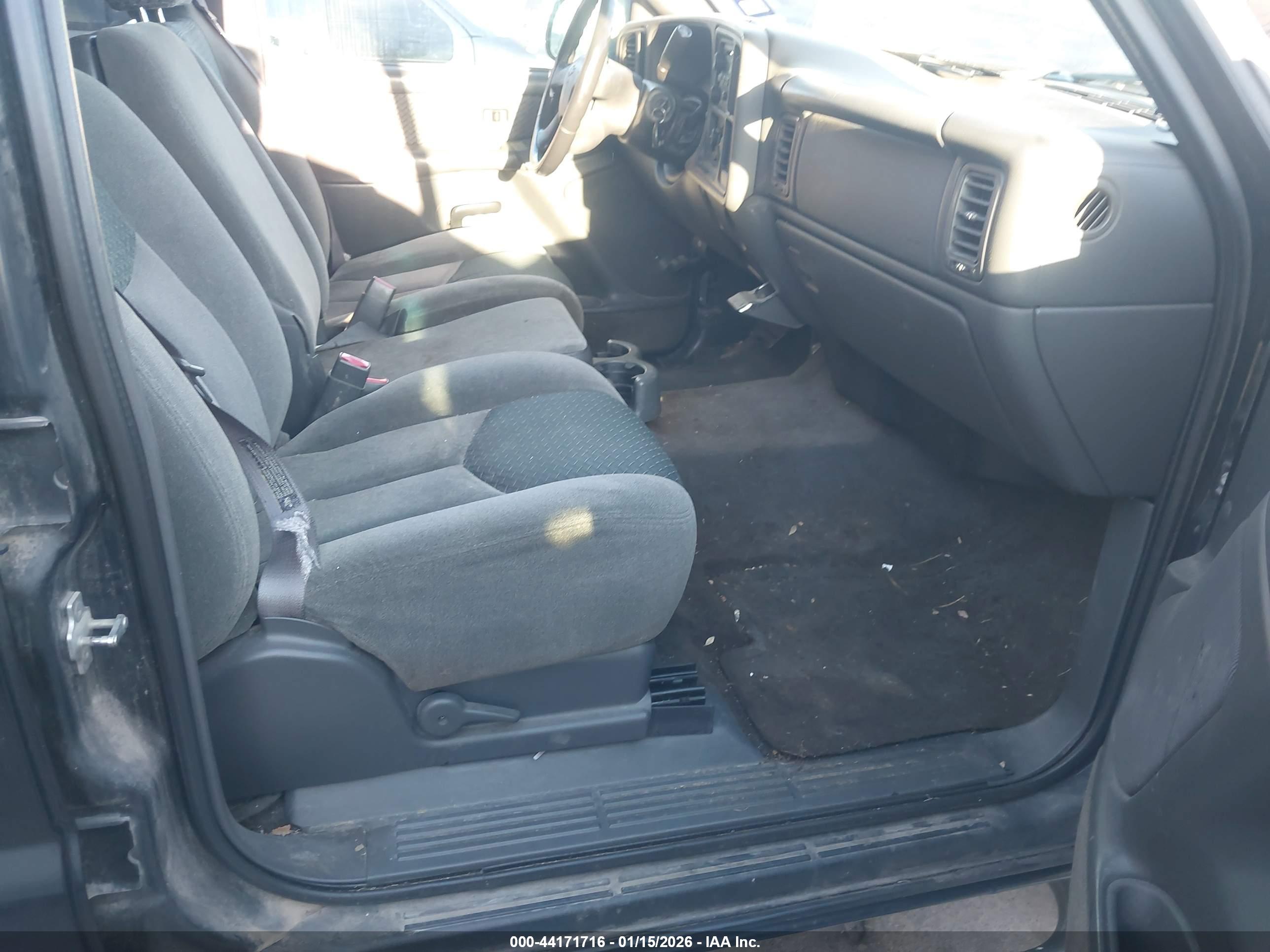 CHEVROLET AVALANCHE image 5