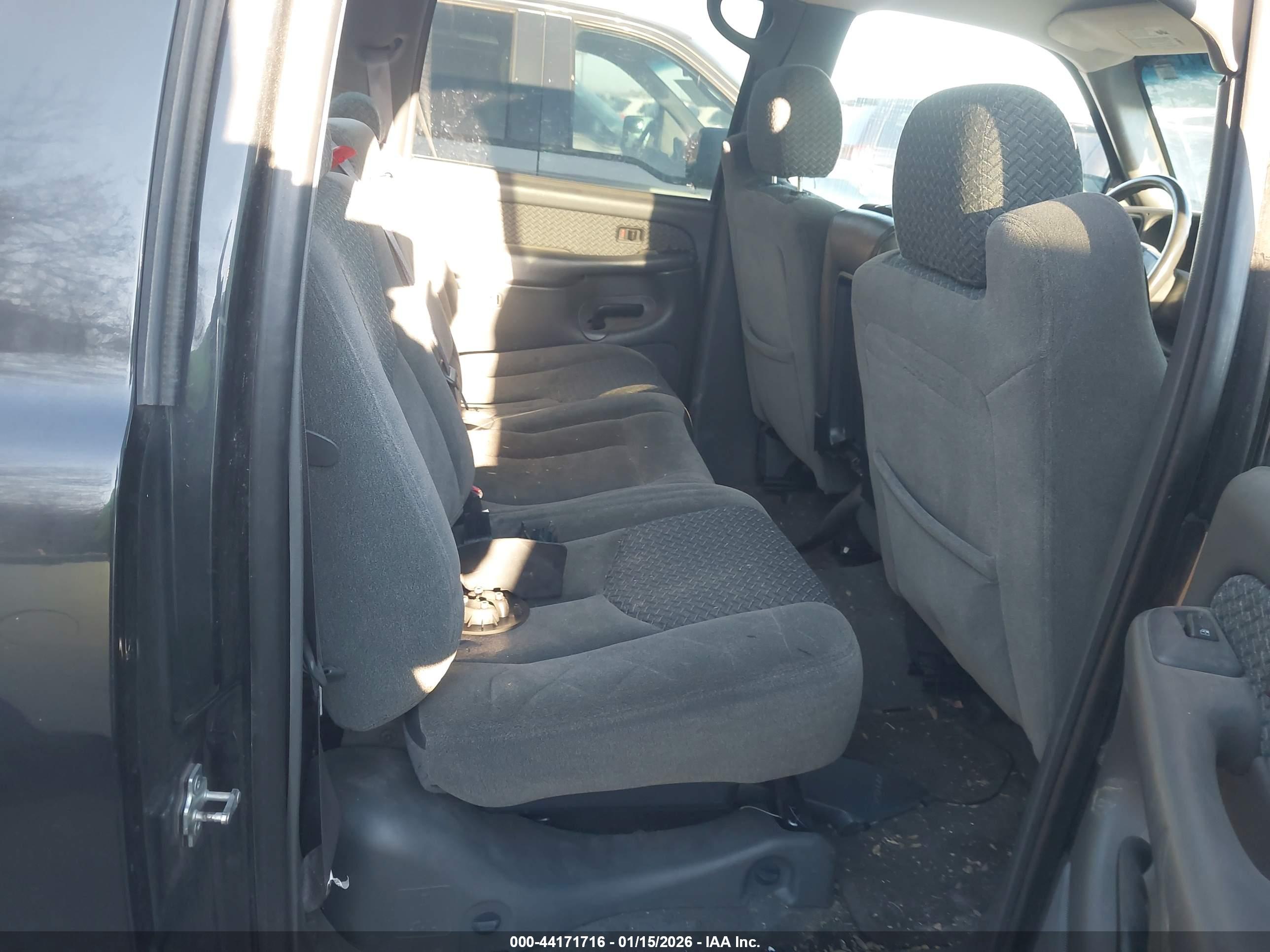 CHEVROLET AVALANCHE image 8