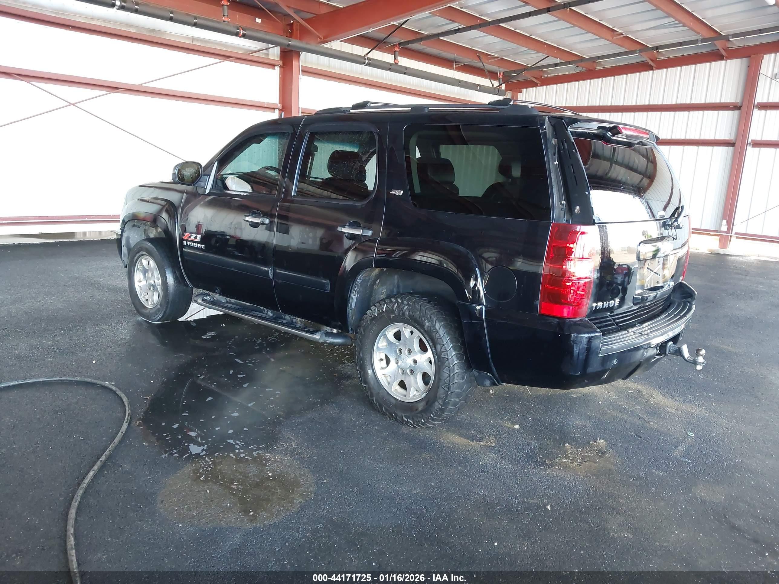 CHEVROLET TAHOE image 3