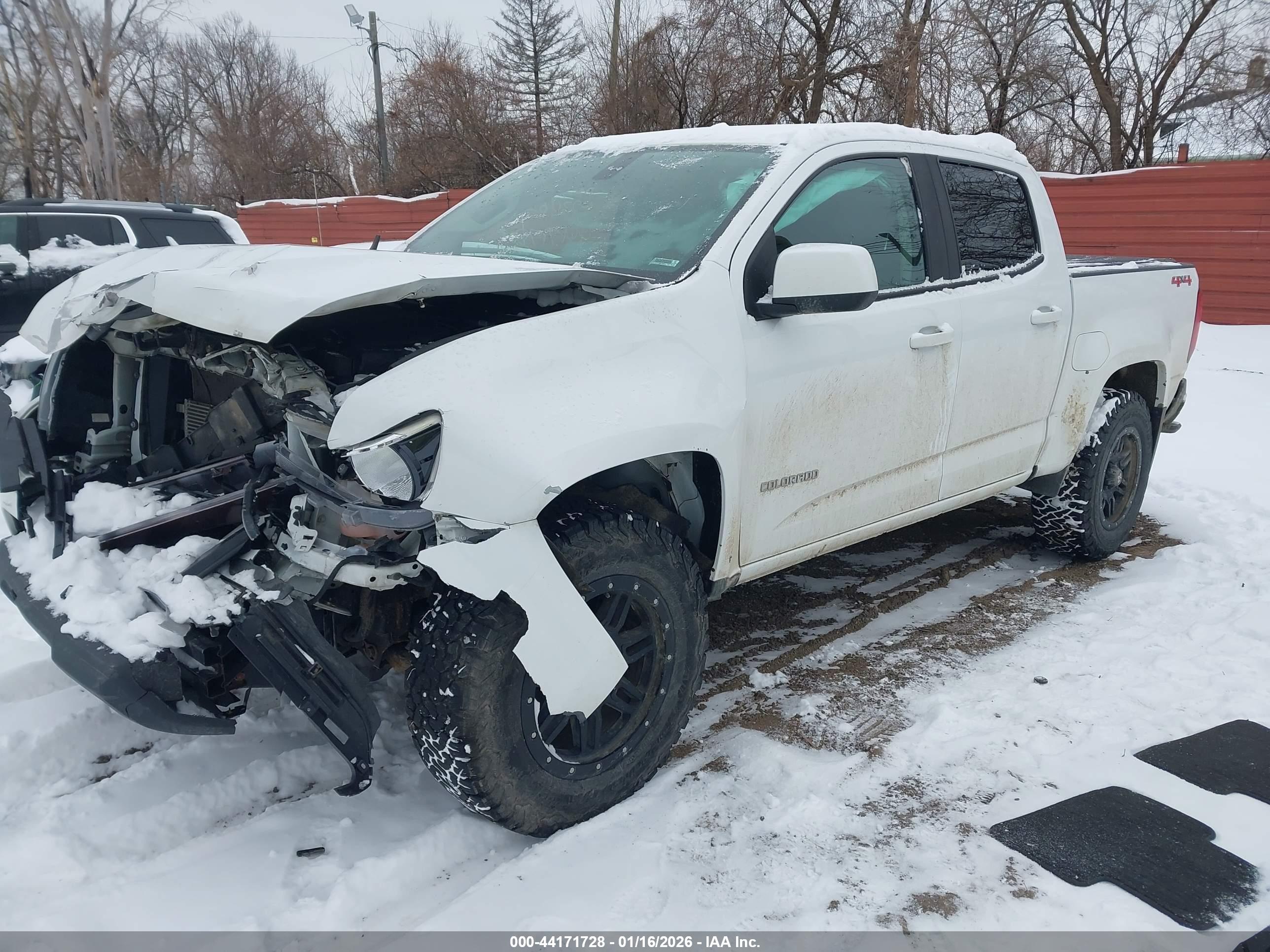 CHEVROLET COLORADO image 2