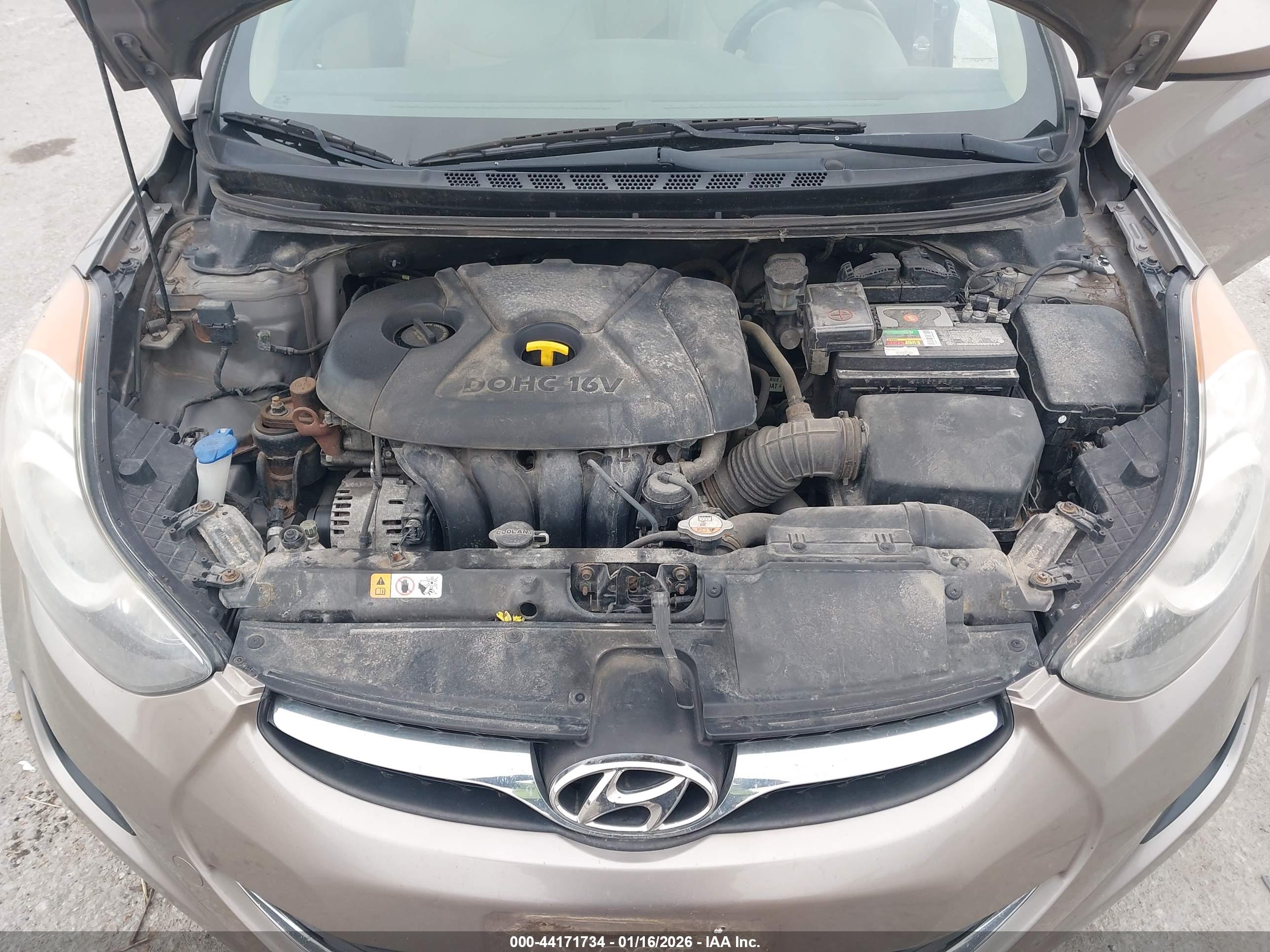HYUNDAI ELANTRA image 10