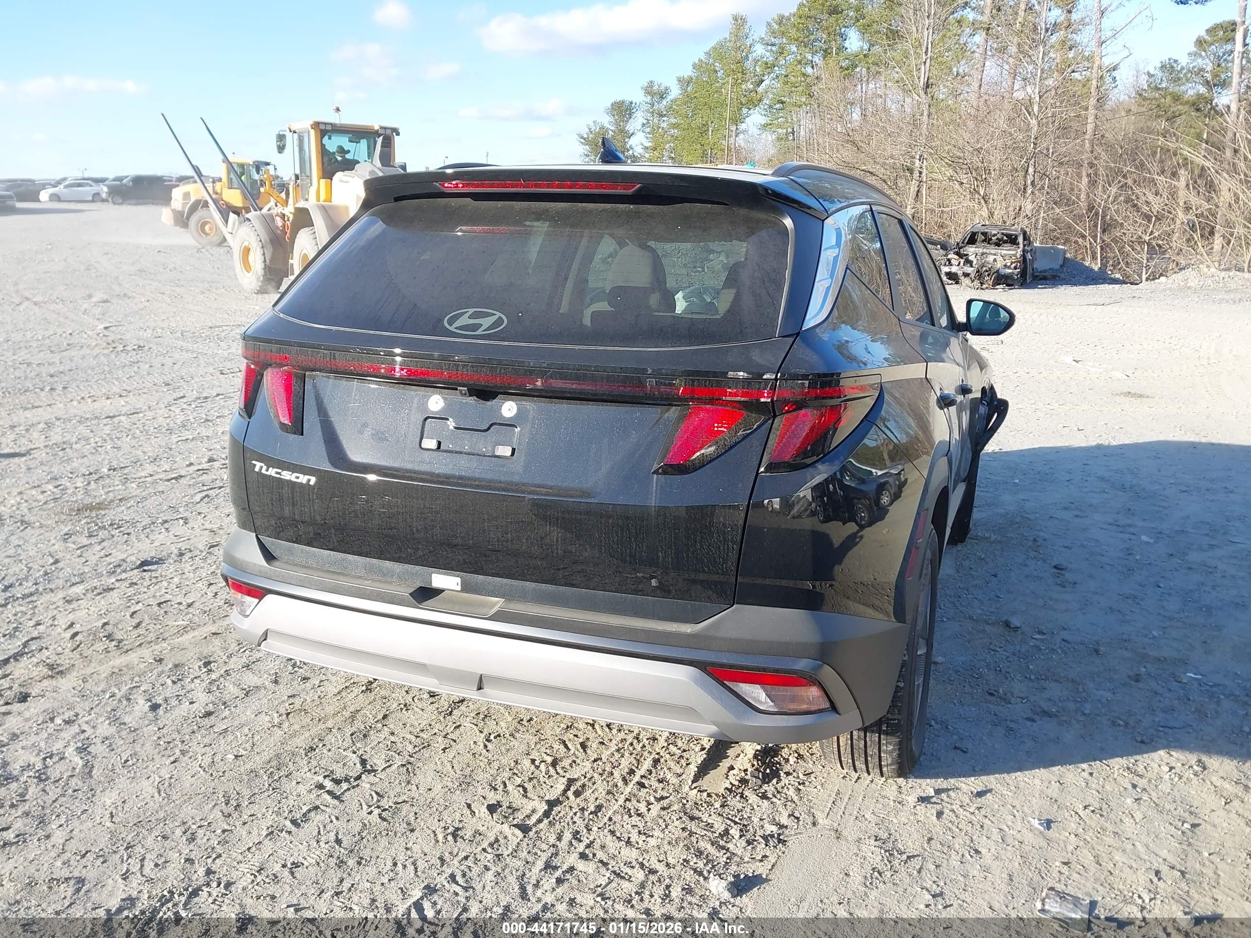 HYUNDAI TUCSON image 4