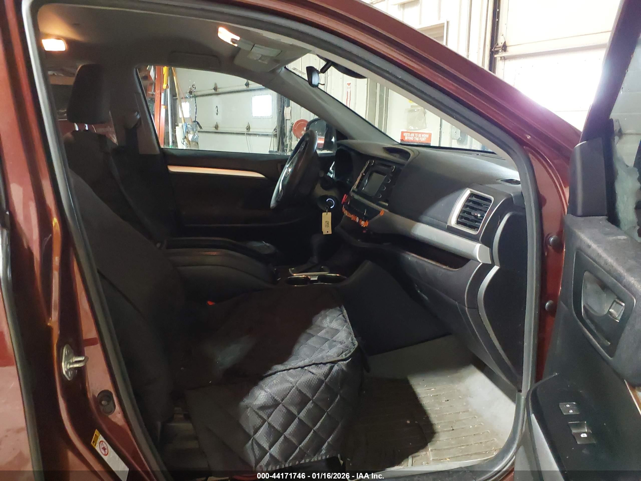 TOYOTA HIGHLANDER image 5