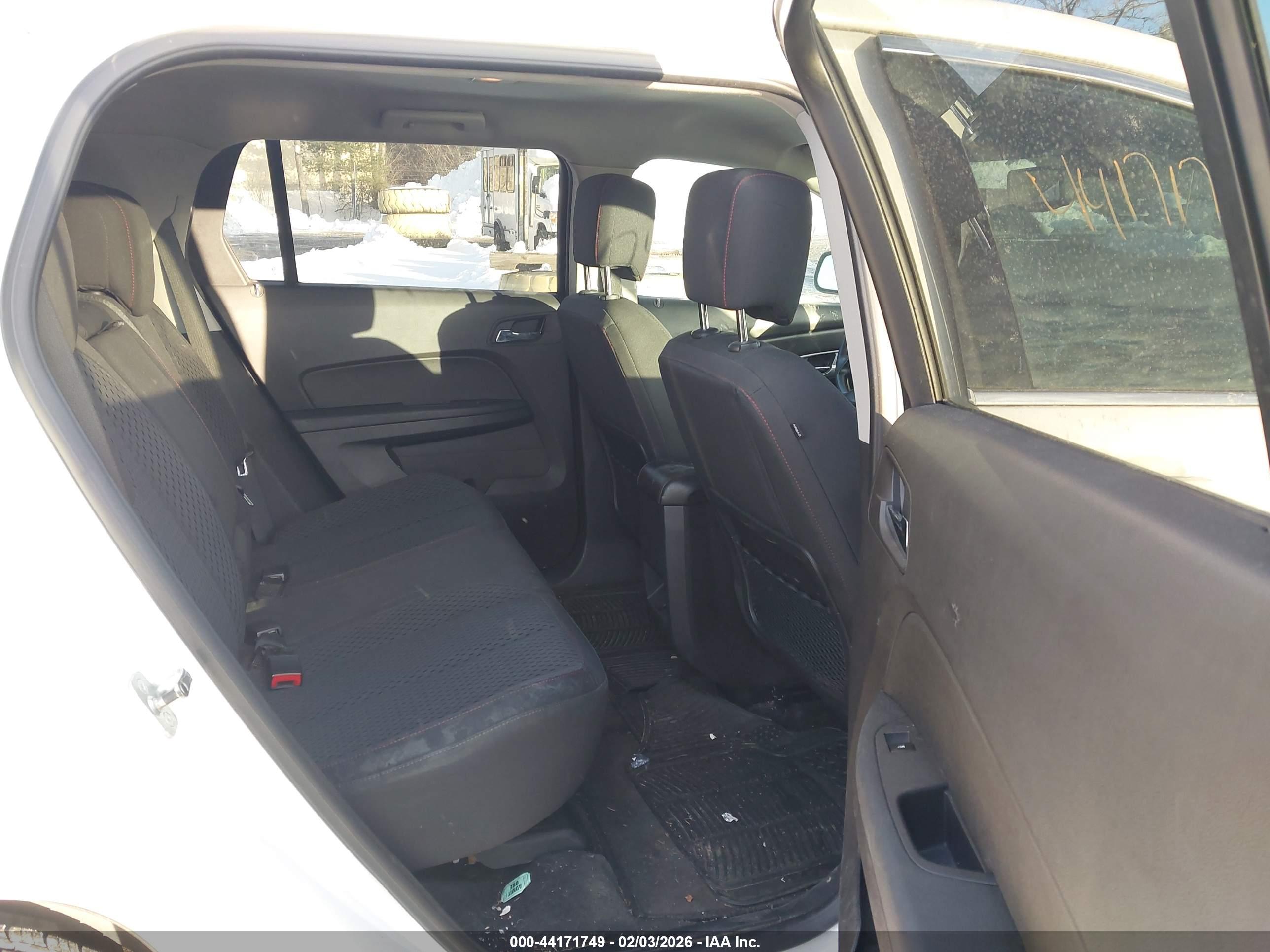 GMC TERRAIN image 8