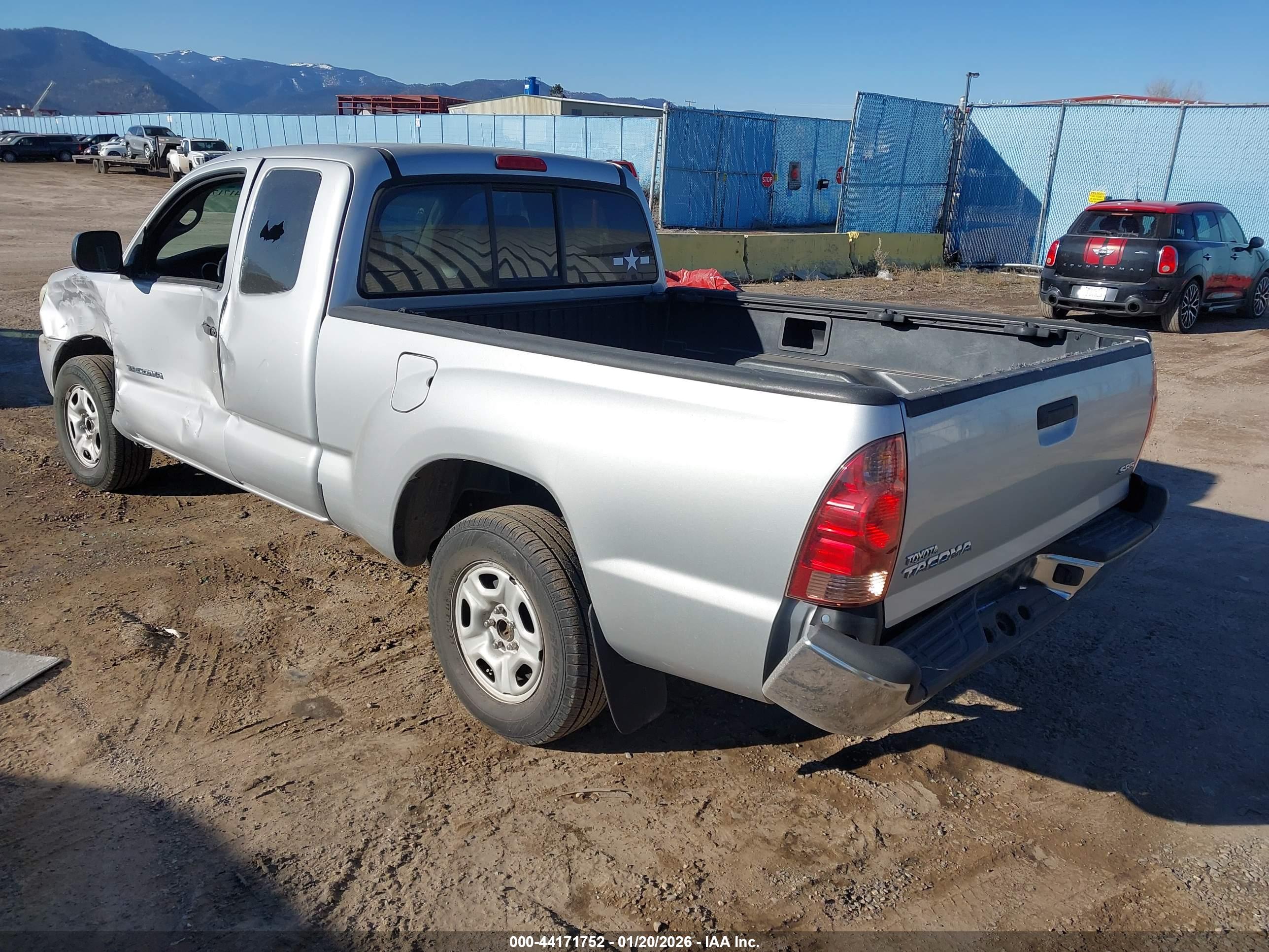 TOYOTA TACOMA image 3