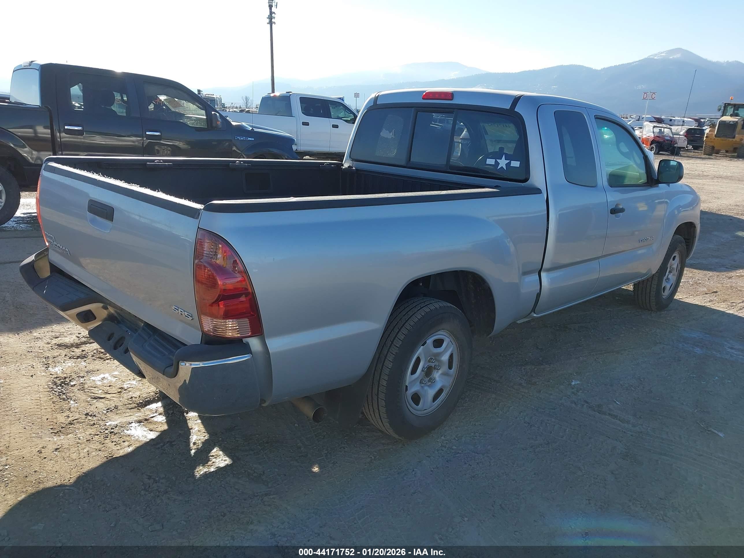 TOYOTA TACOMA image 4