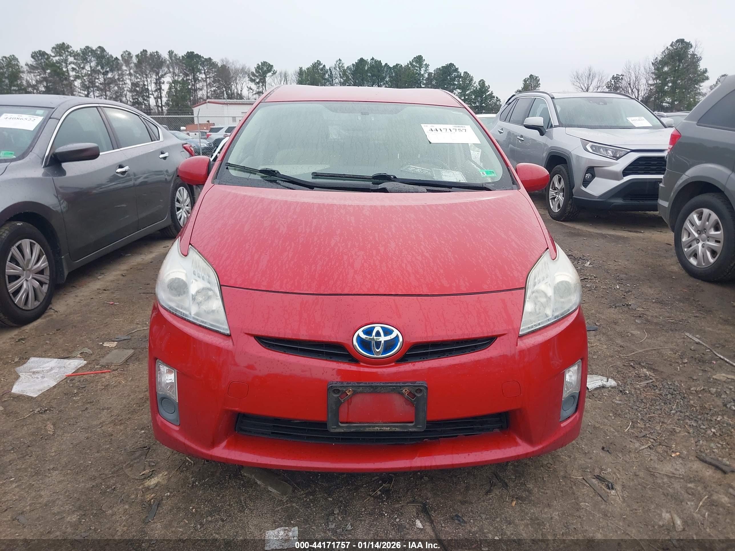 TOYOTA PRIUS image 6