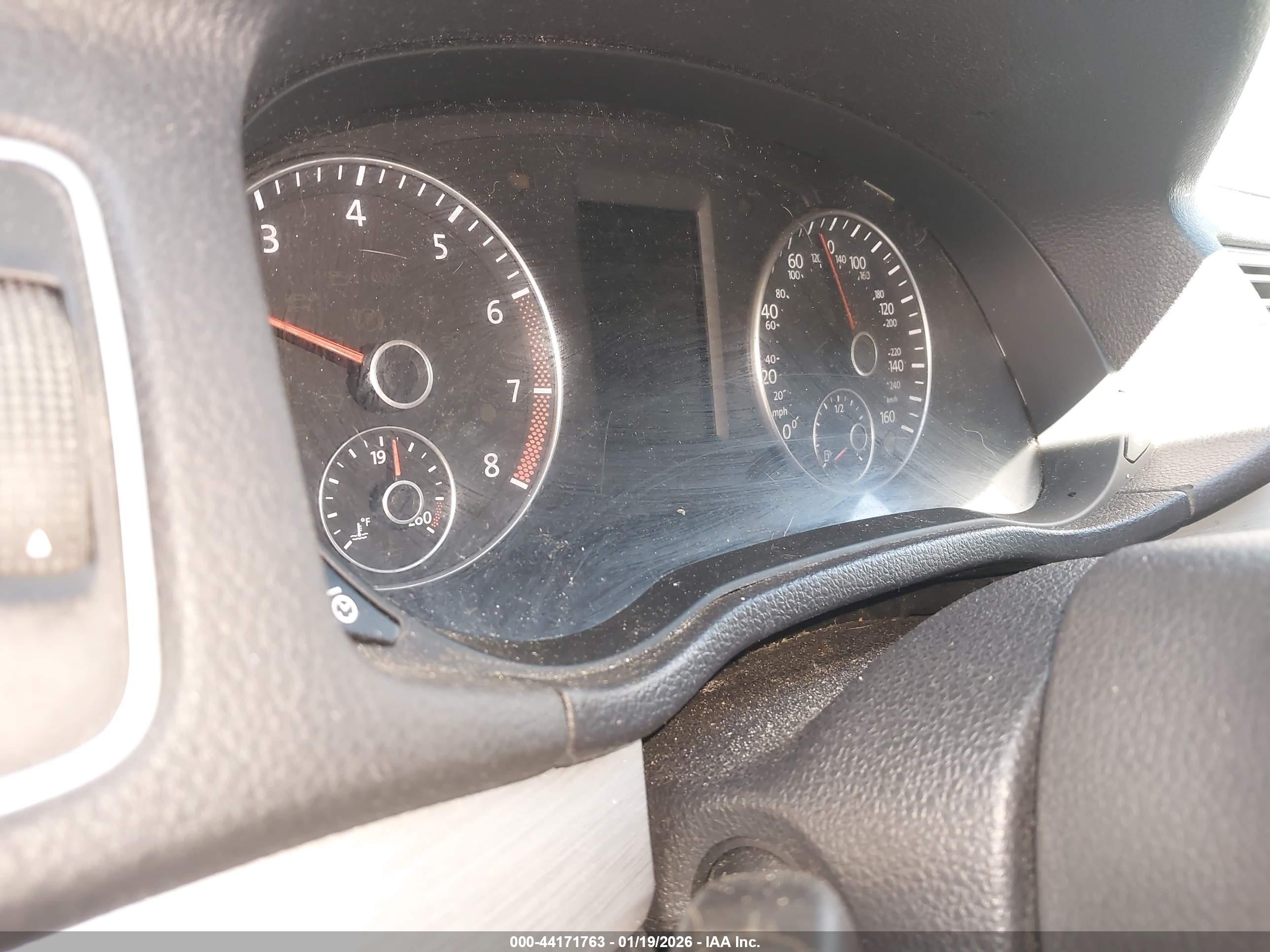 VOLKSWAGEN PASSAT image 7