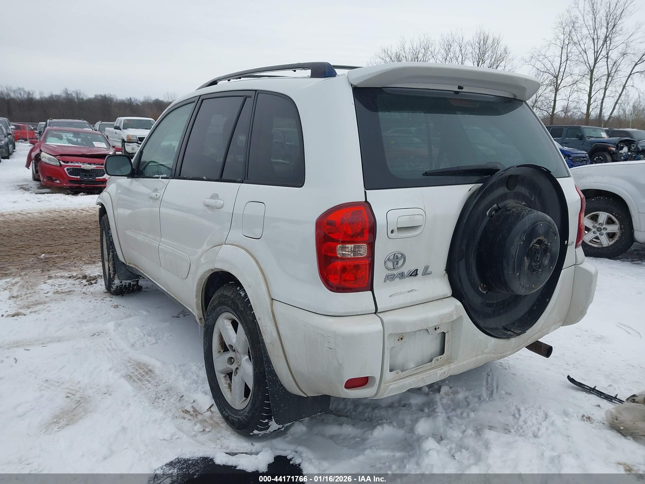 TOYOTA RAV4 image 3