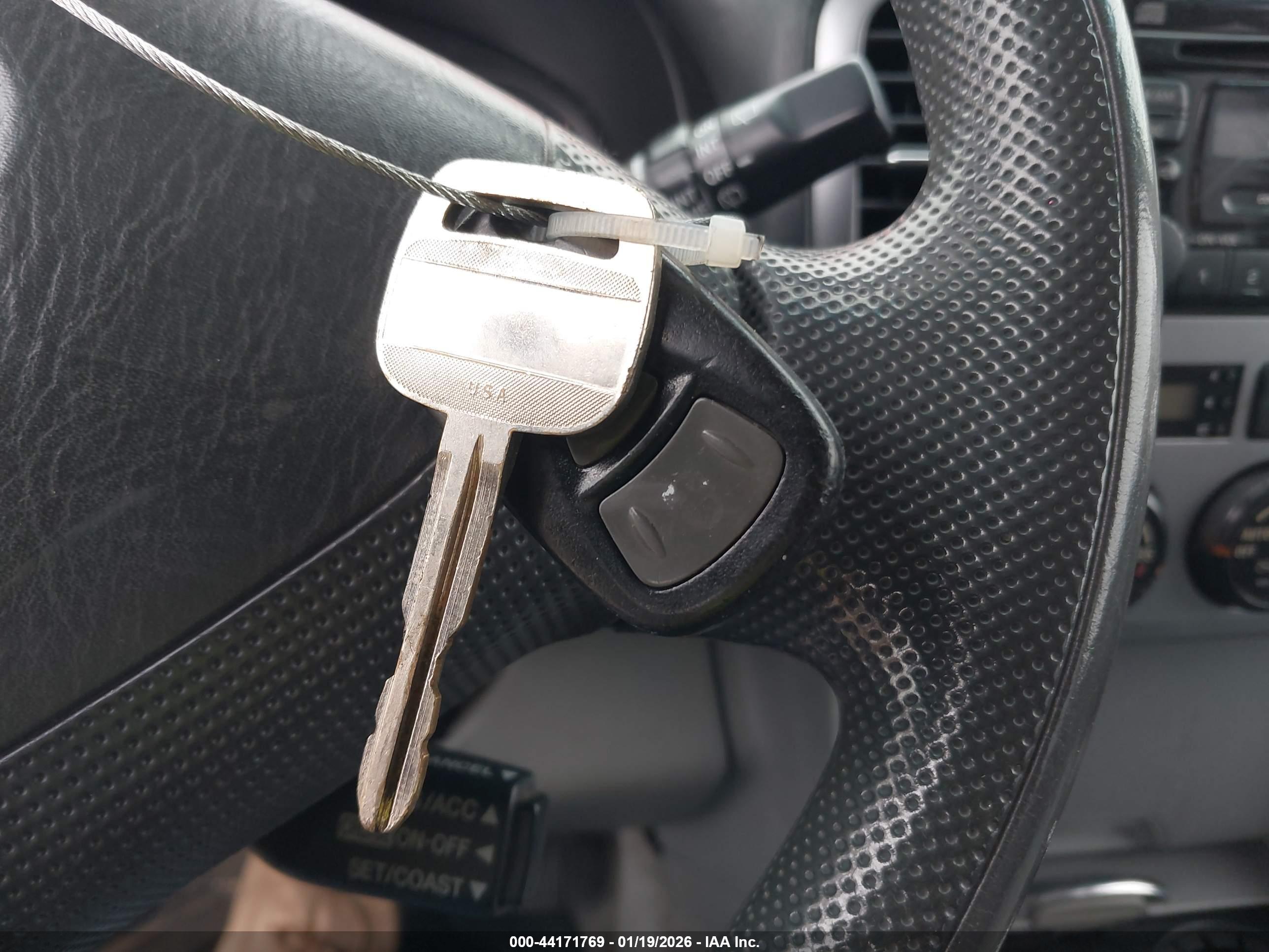 SUZUKI GRAND image 11