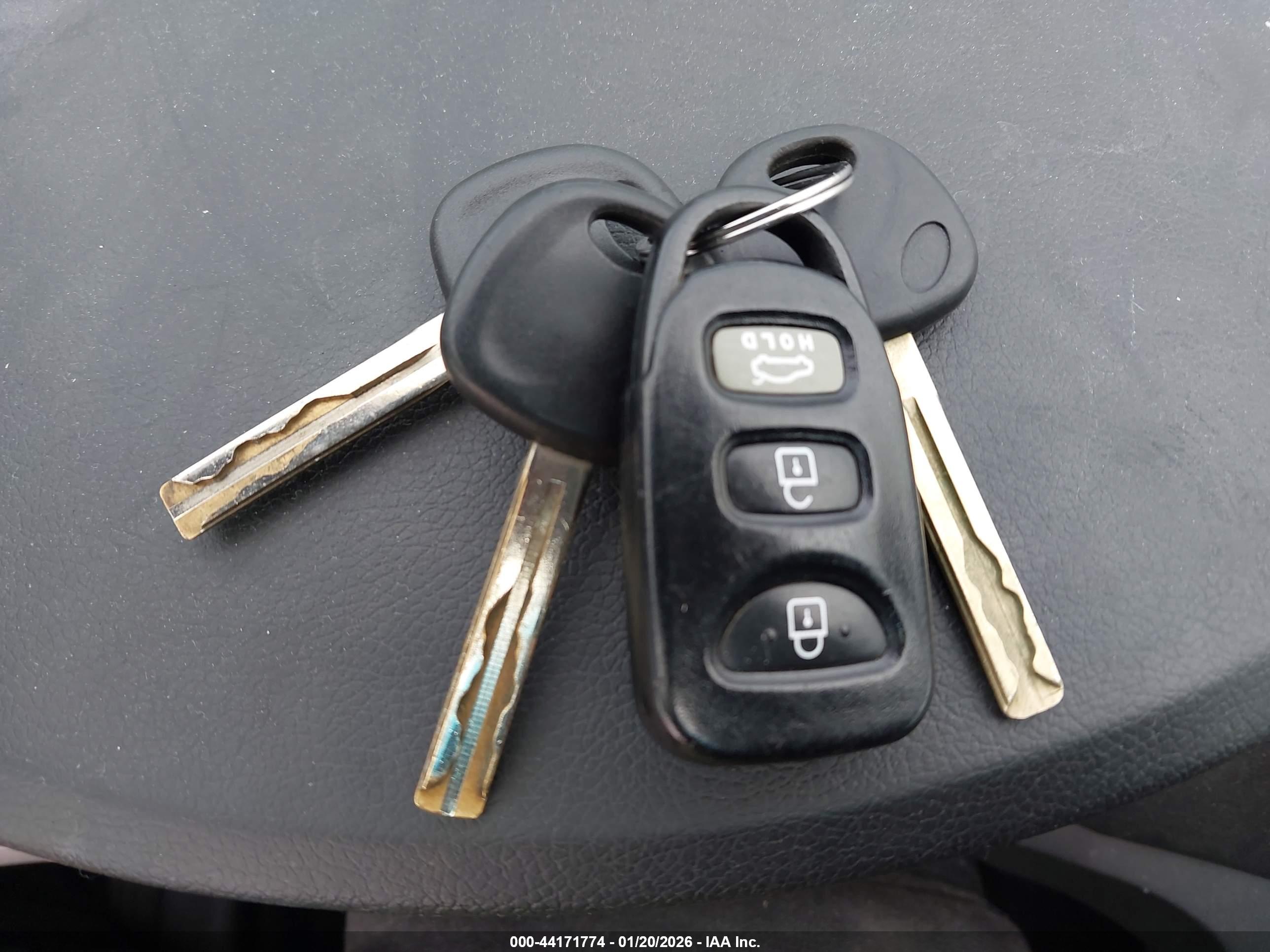 HYUNDAI SONATA image 11