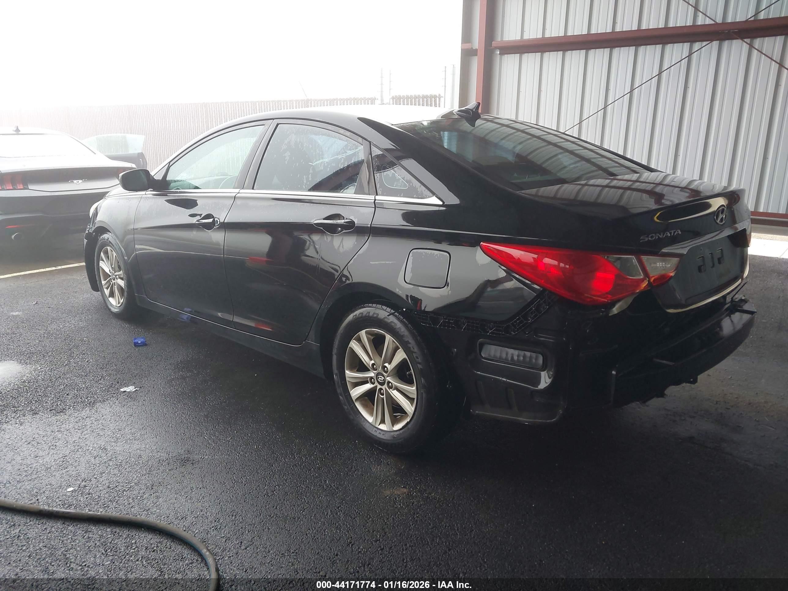 HYUNDAI SONATA image 3