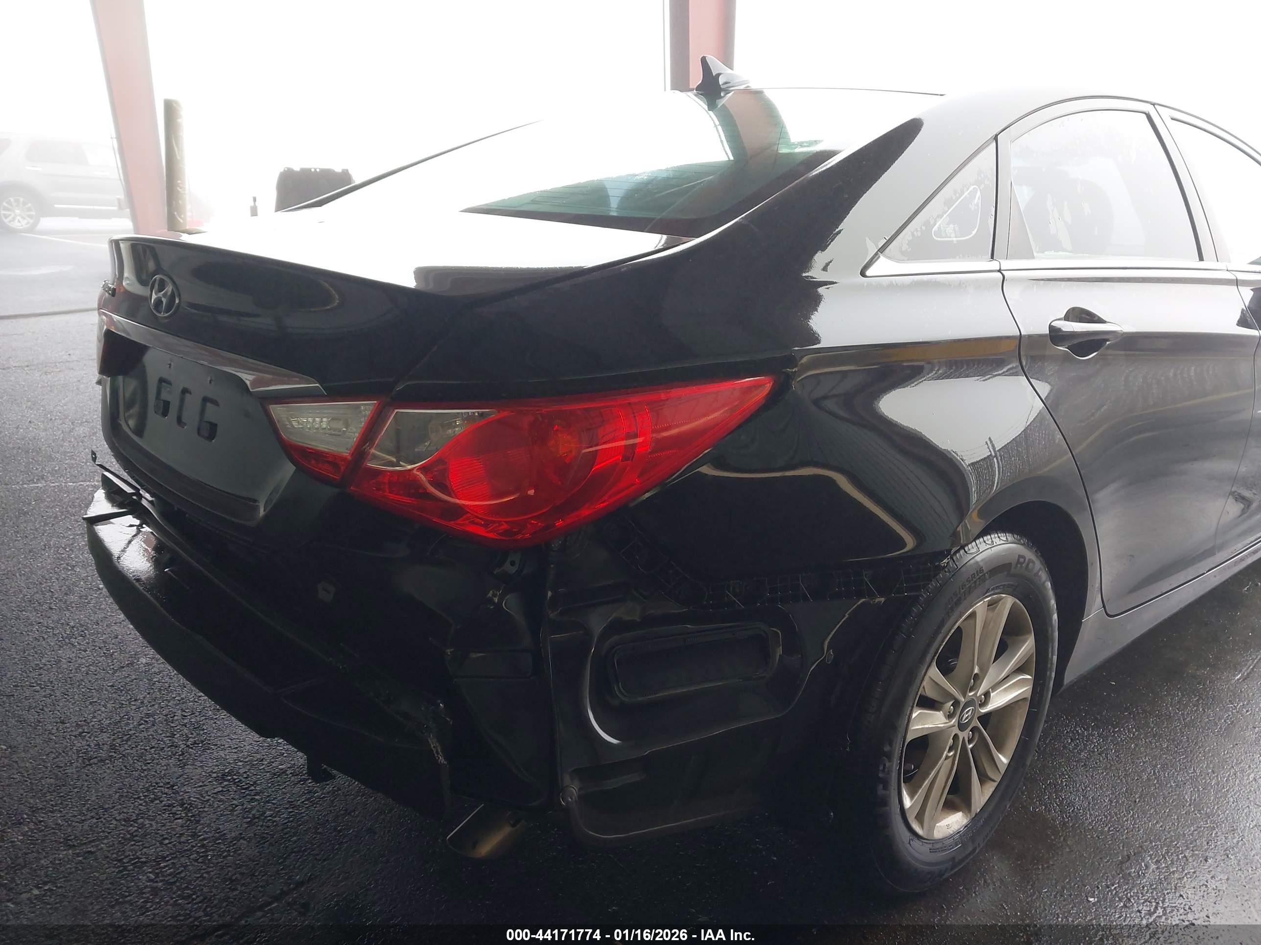 HYUNDAI SONATA image 6